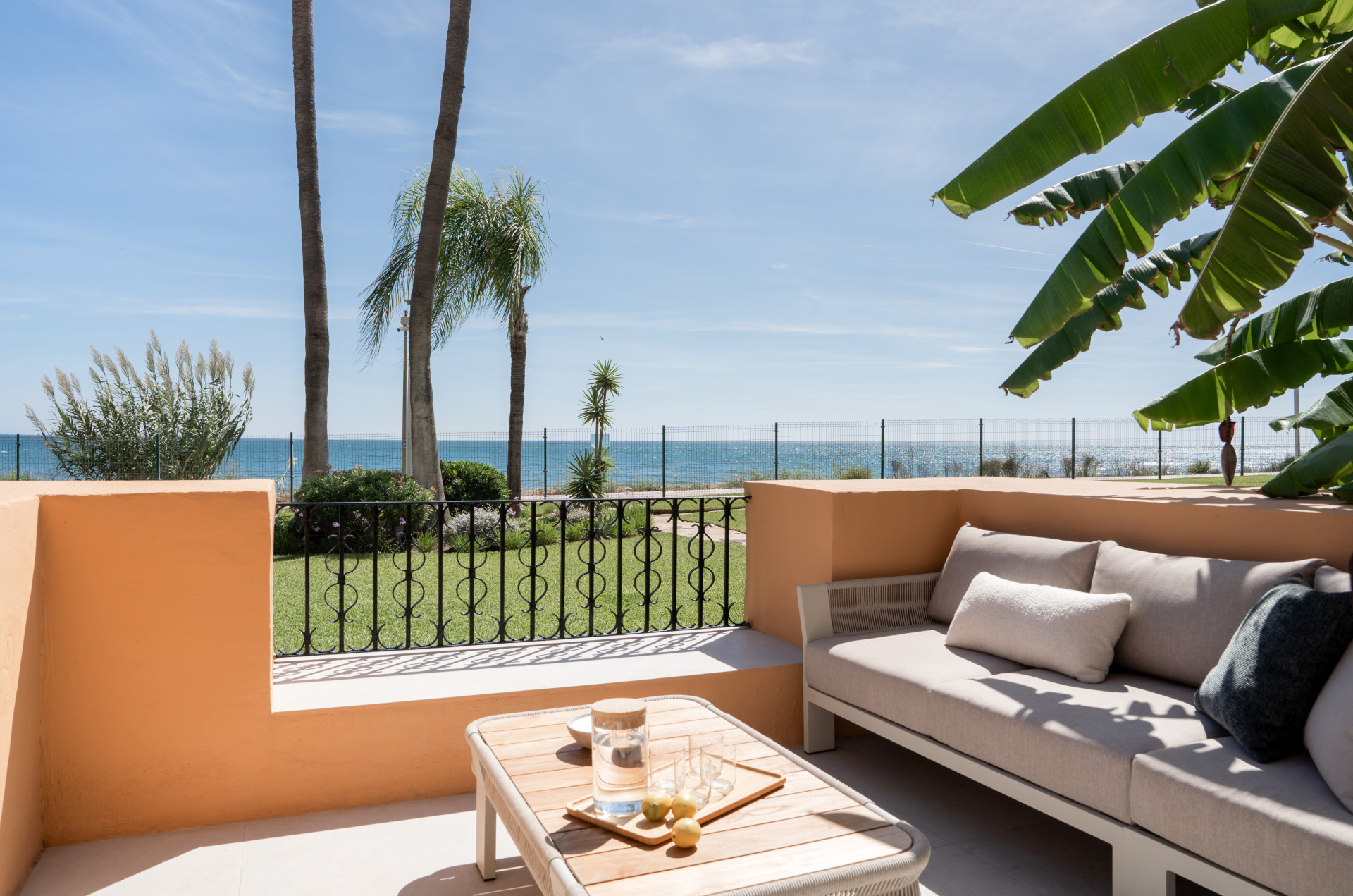 Luxurious Beachfront Apartment in Estepona