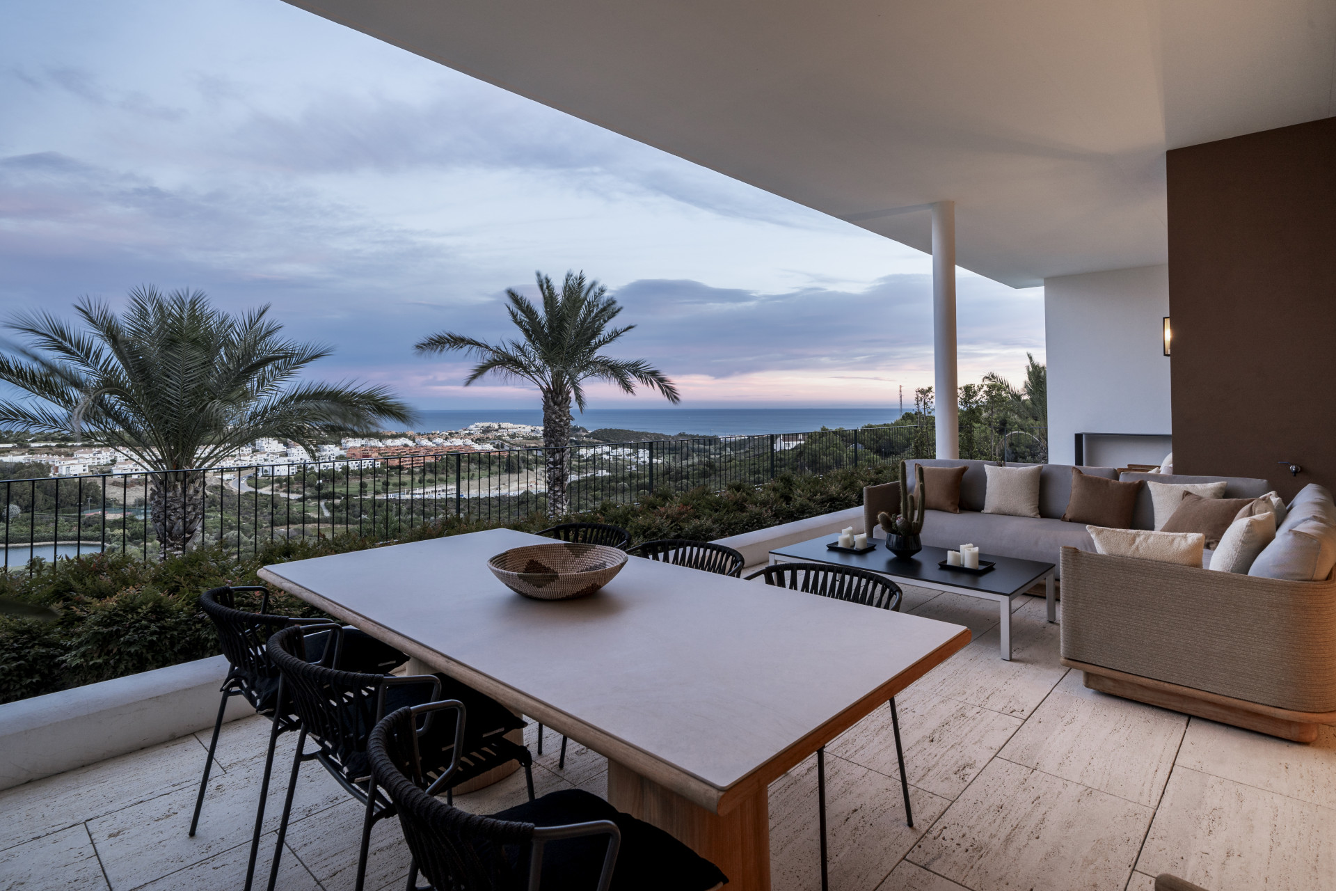 Albercas 5 – Frontline golf apartment with privacy, sea views, and a five-star resort lifestyle in Casares in Casares