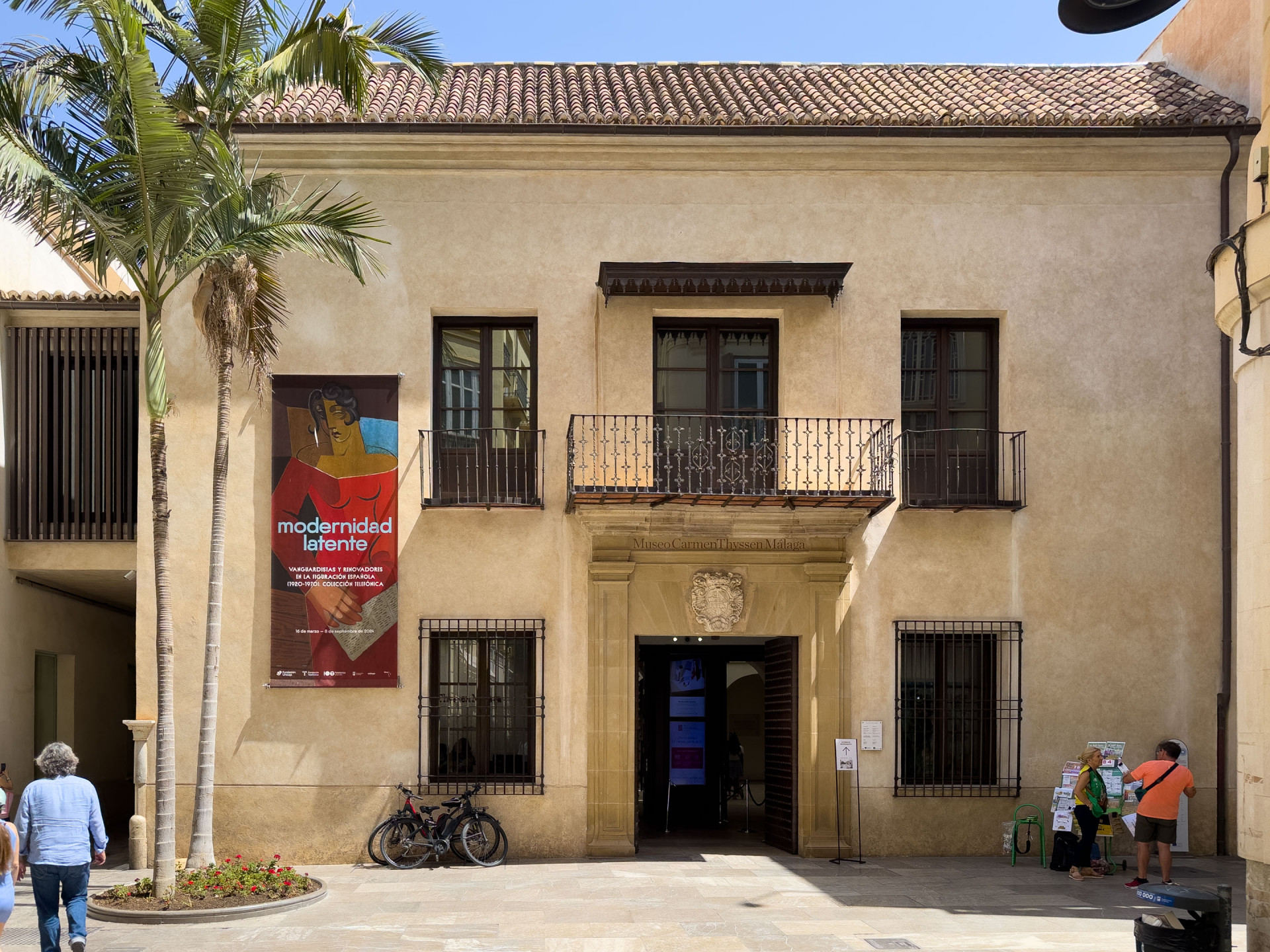 Ruime flat in het historische centrum van Malaga in Malaga