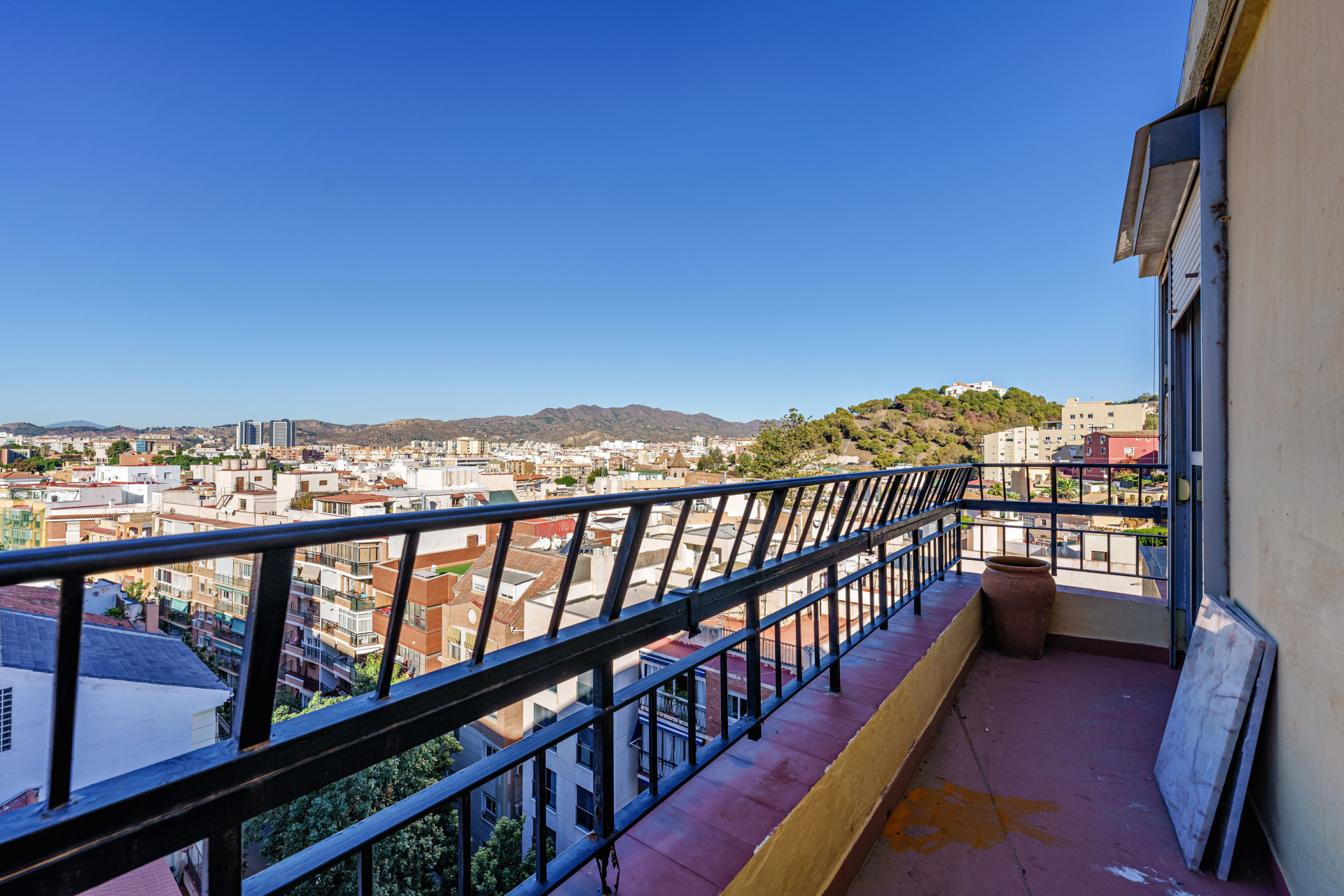 Appartement avec terrasses et belles vues, près du centre historique et de la plage à Conde de Ureña