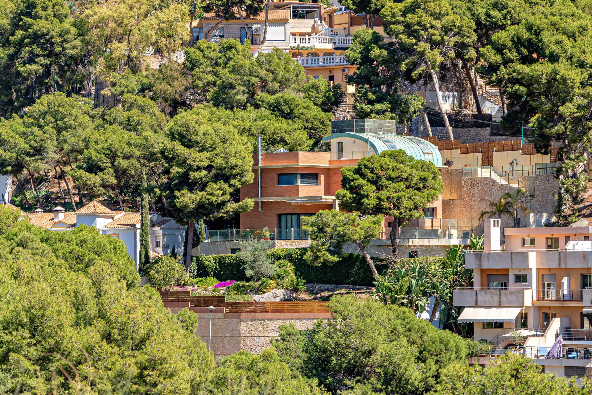 Villa con vistas al mar situada en una tranquila calle sin salida en Málaga Este en Malaga