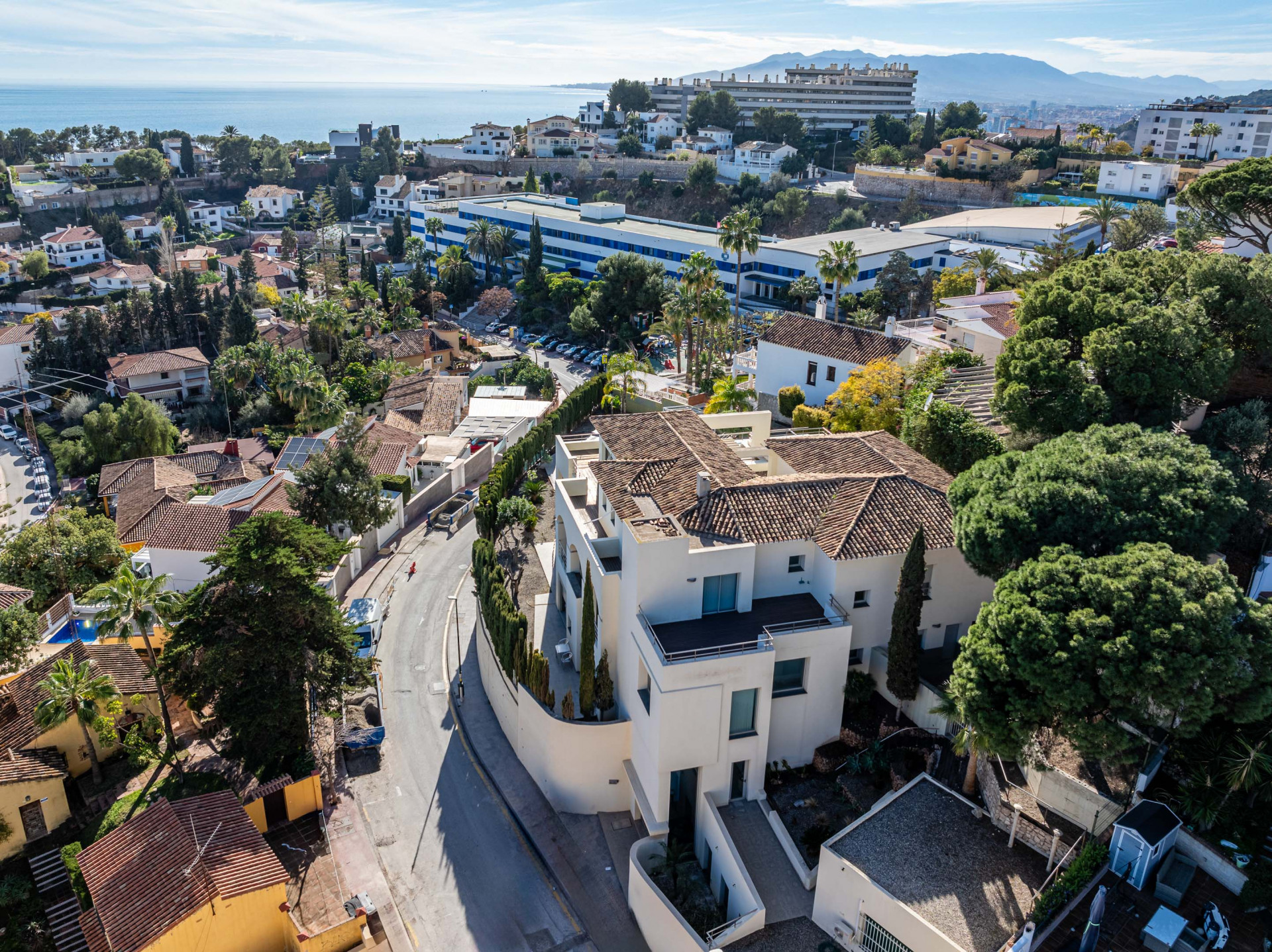 Huge luxury villa with sea views in Cerrado de Calderon in El Morlaco