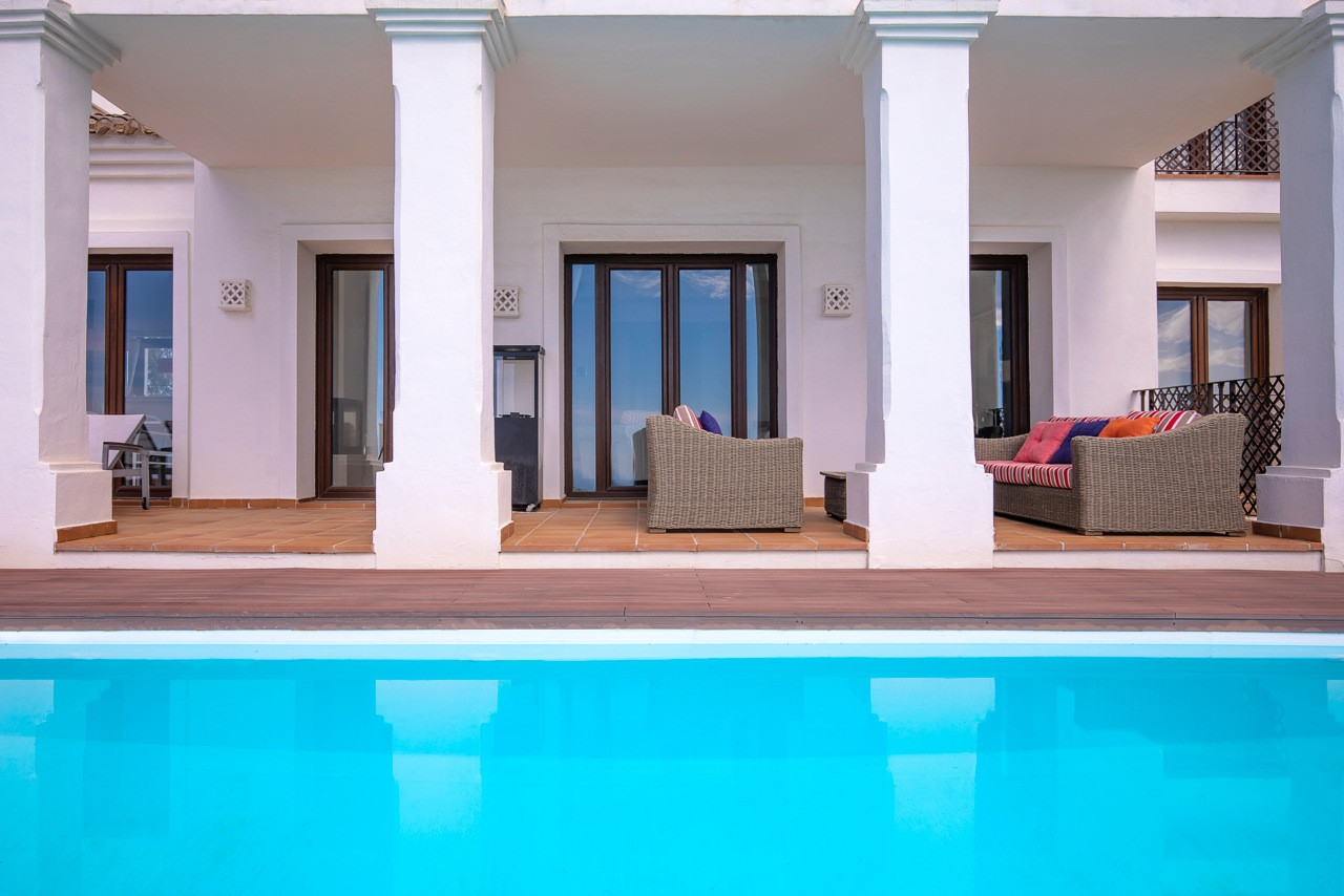 Luxury detached 5 bedroom villa close to Benahavis village. in Benahavis