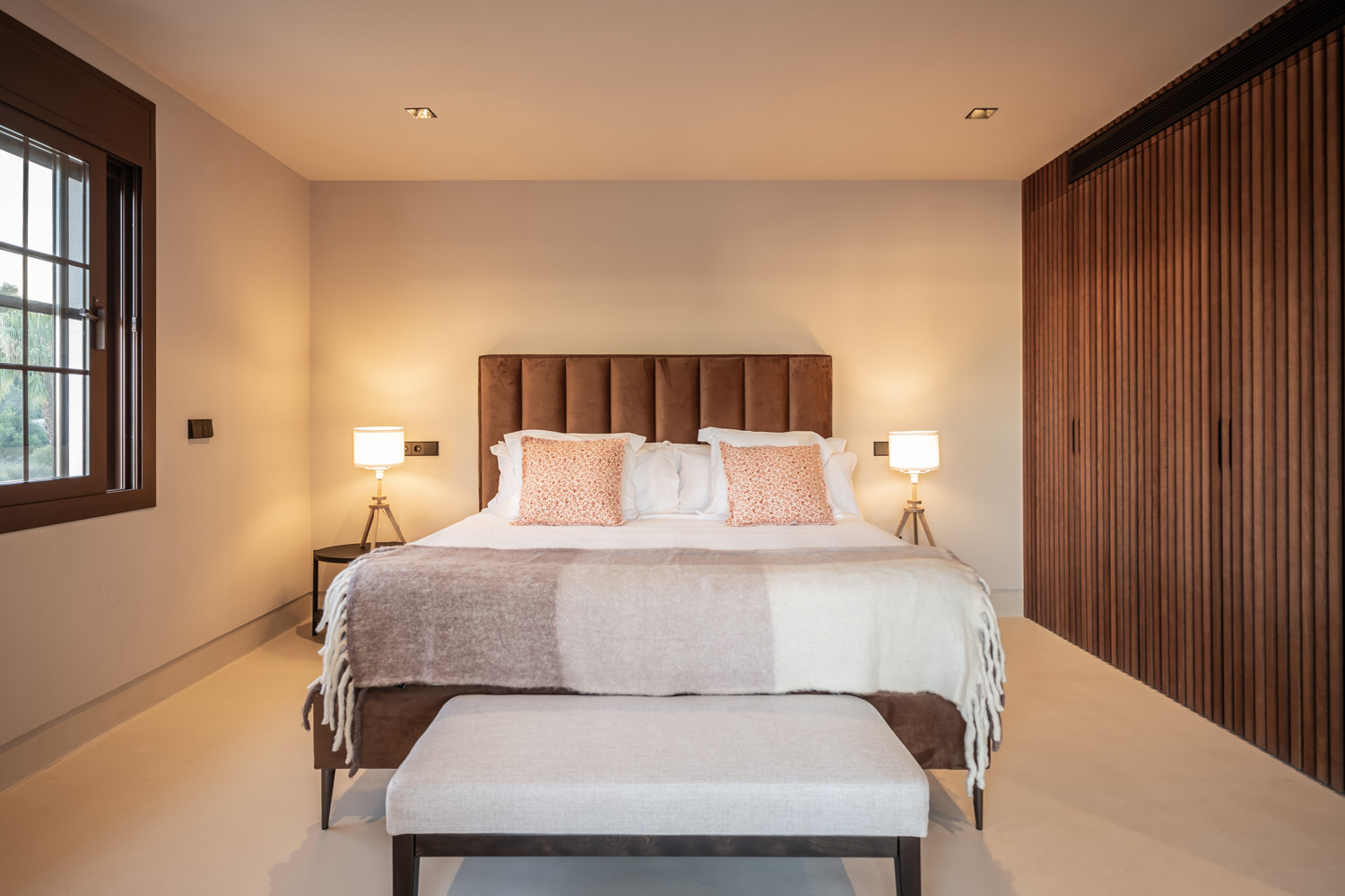 Cinq chambres entièrement rénovées à La Merced à Marbella