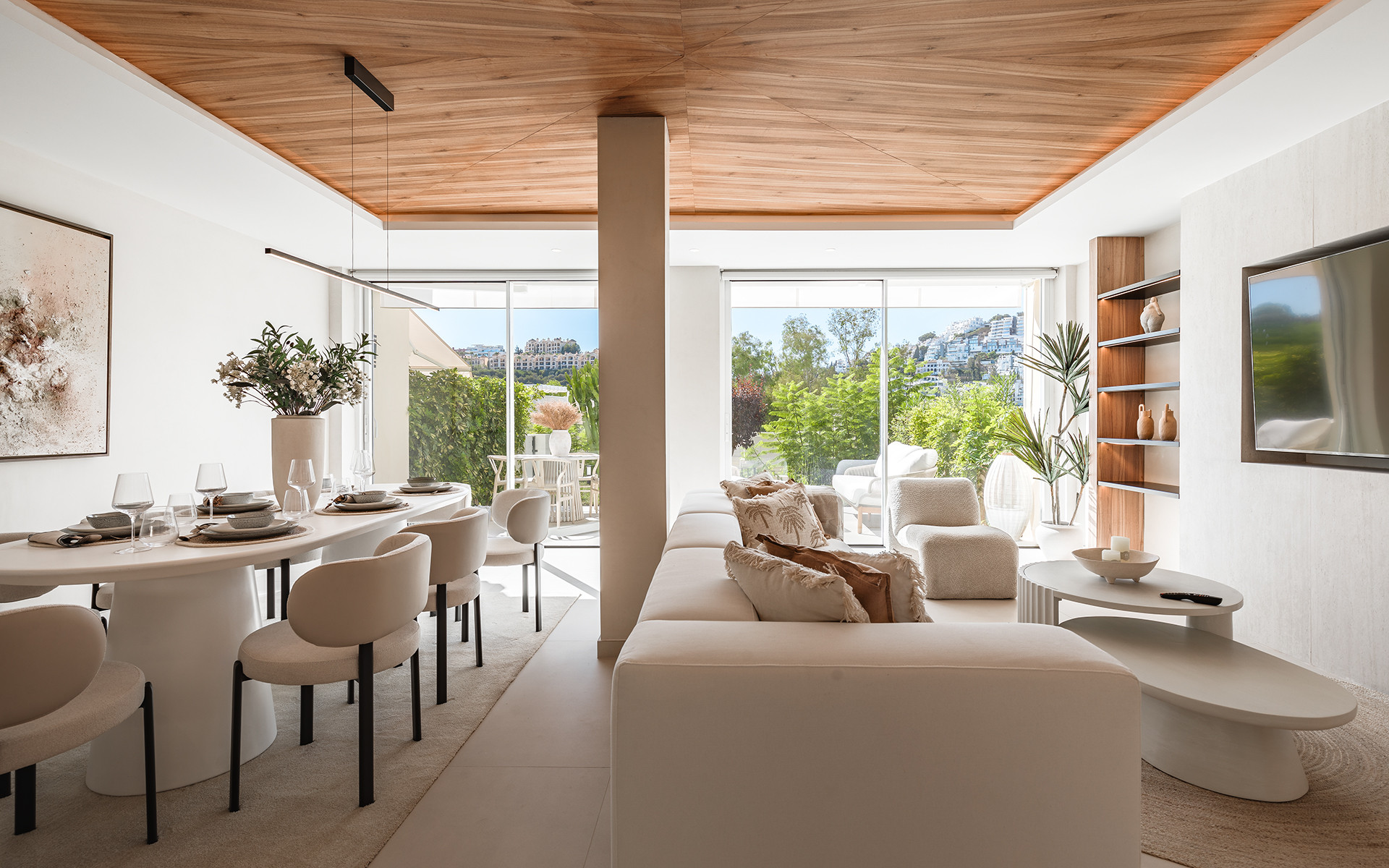 Maison contemporaine entièrement rénovée avec solarium sur le toit à La Quinta à Benahavis