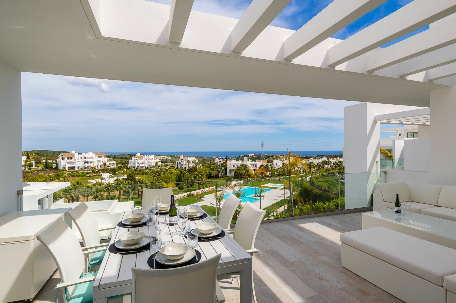 Apartment for rent in <i>Alcazaba Lagoon, </i>Casares