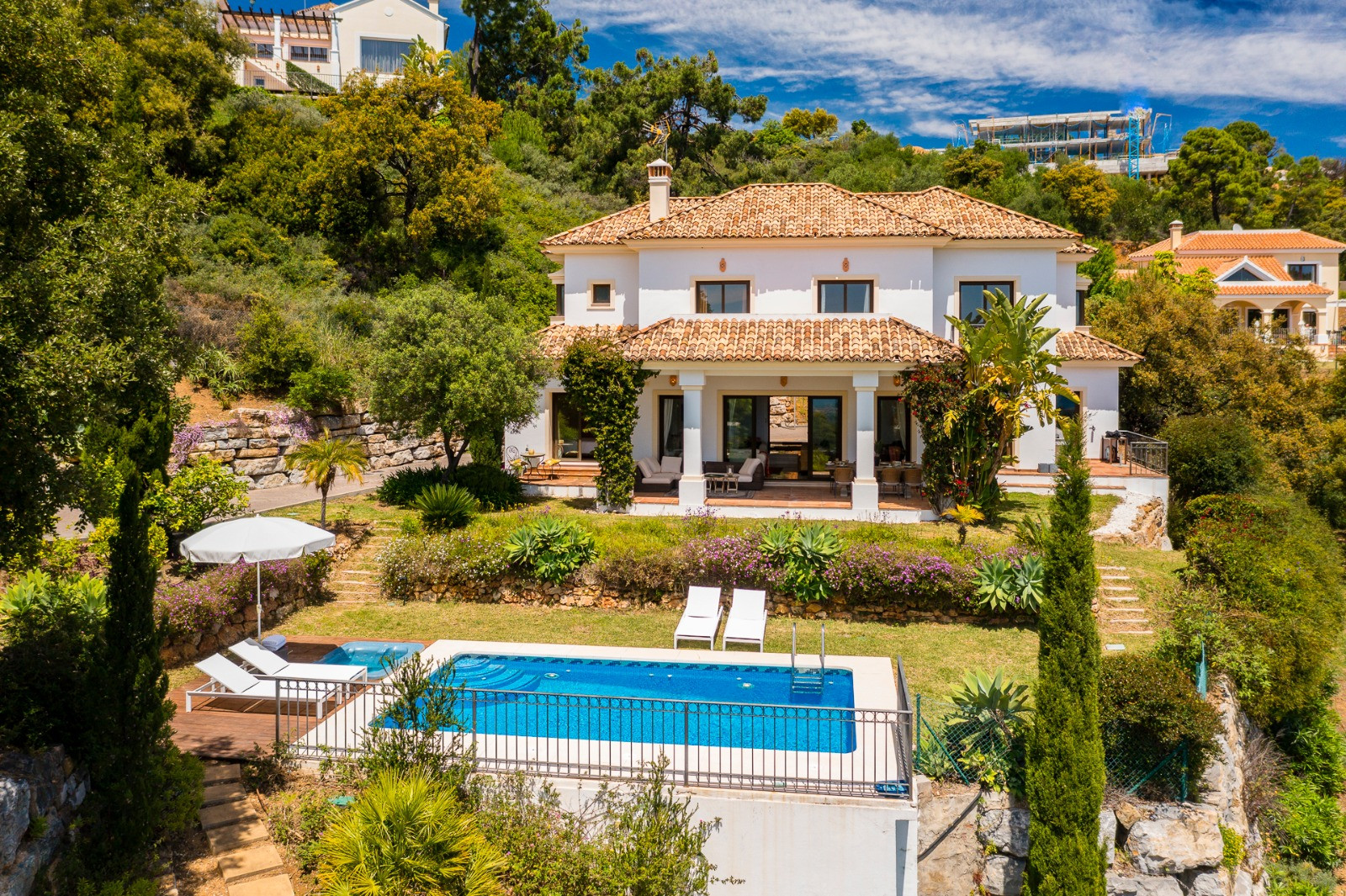 Villa for sale in <i>Monte Mayor, </i>Benahavis