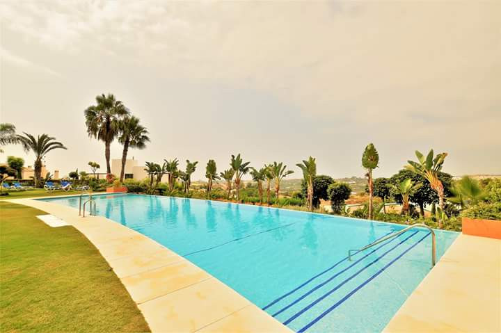 Ground Floor Apartment for rent in <i>Los Flamingos Golf, </i>Benahavis