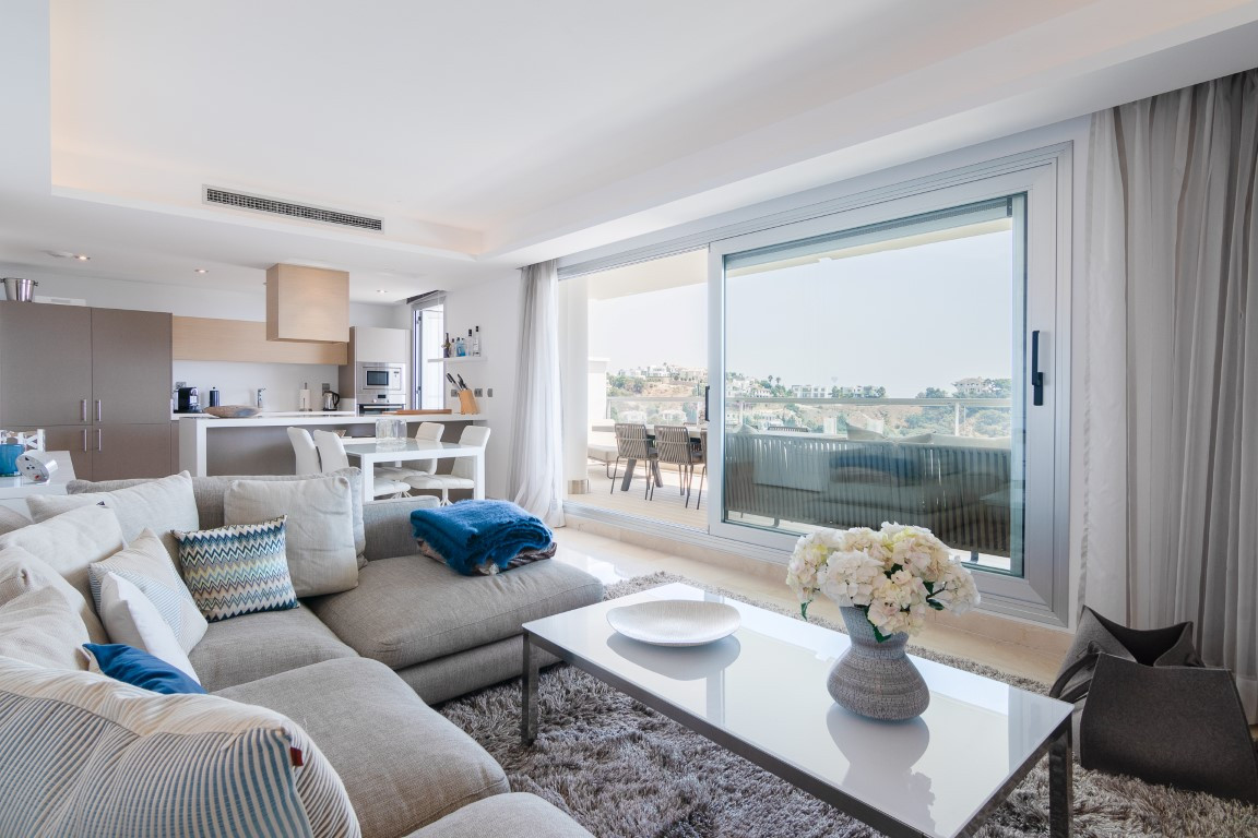 Apartment for rent in <i>Los Arqueros, </i>Benahavis