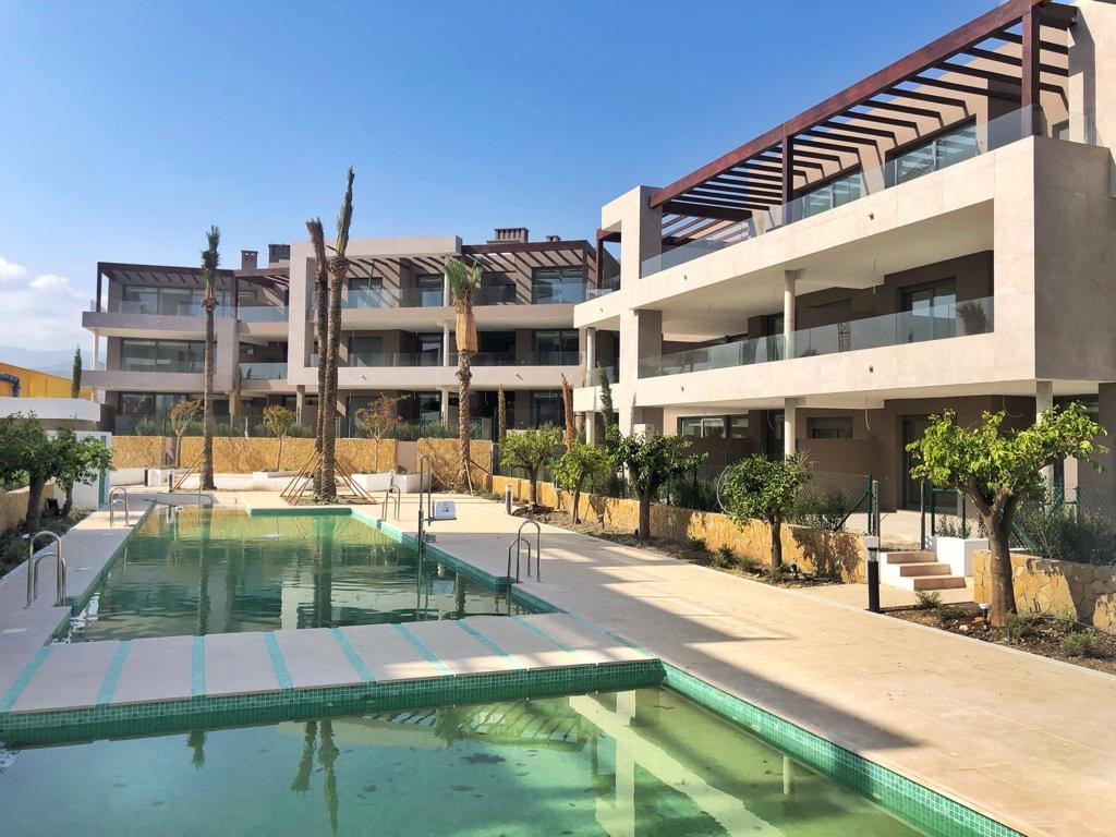 Ground Floor Apartment for rent in <i>New Golden Mile, </i>Estepona