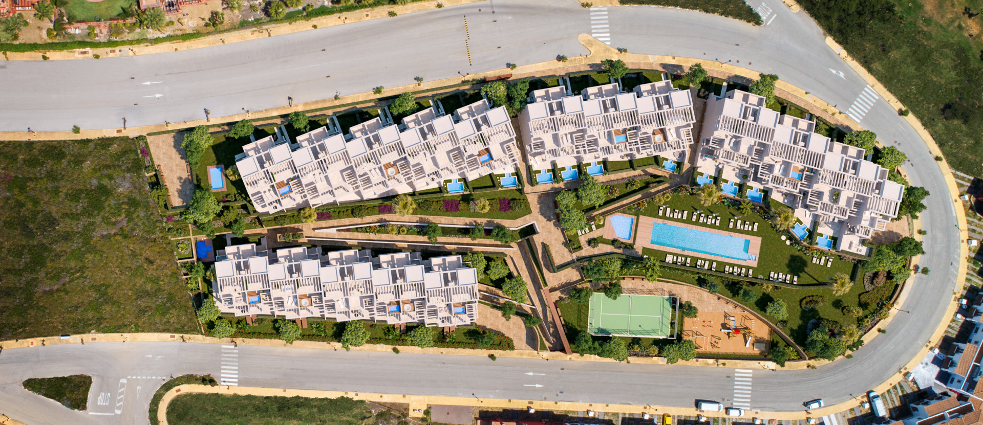 Mooie schakelwoning met panoramisch zeezicht in Manilva