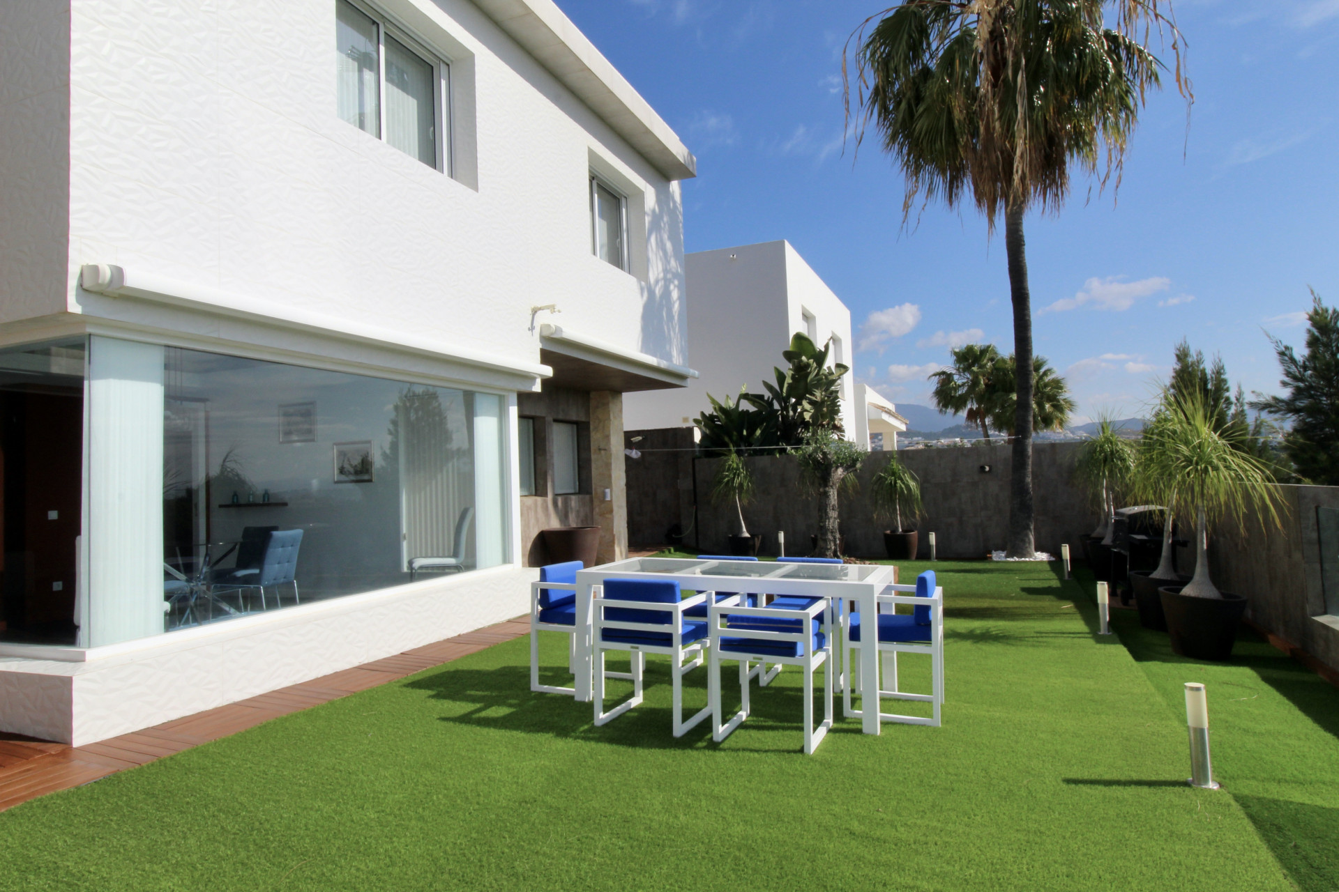 Gerenoveerde eerstelijns golfvilla in Estepona