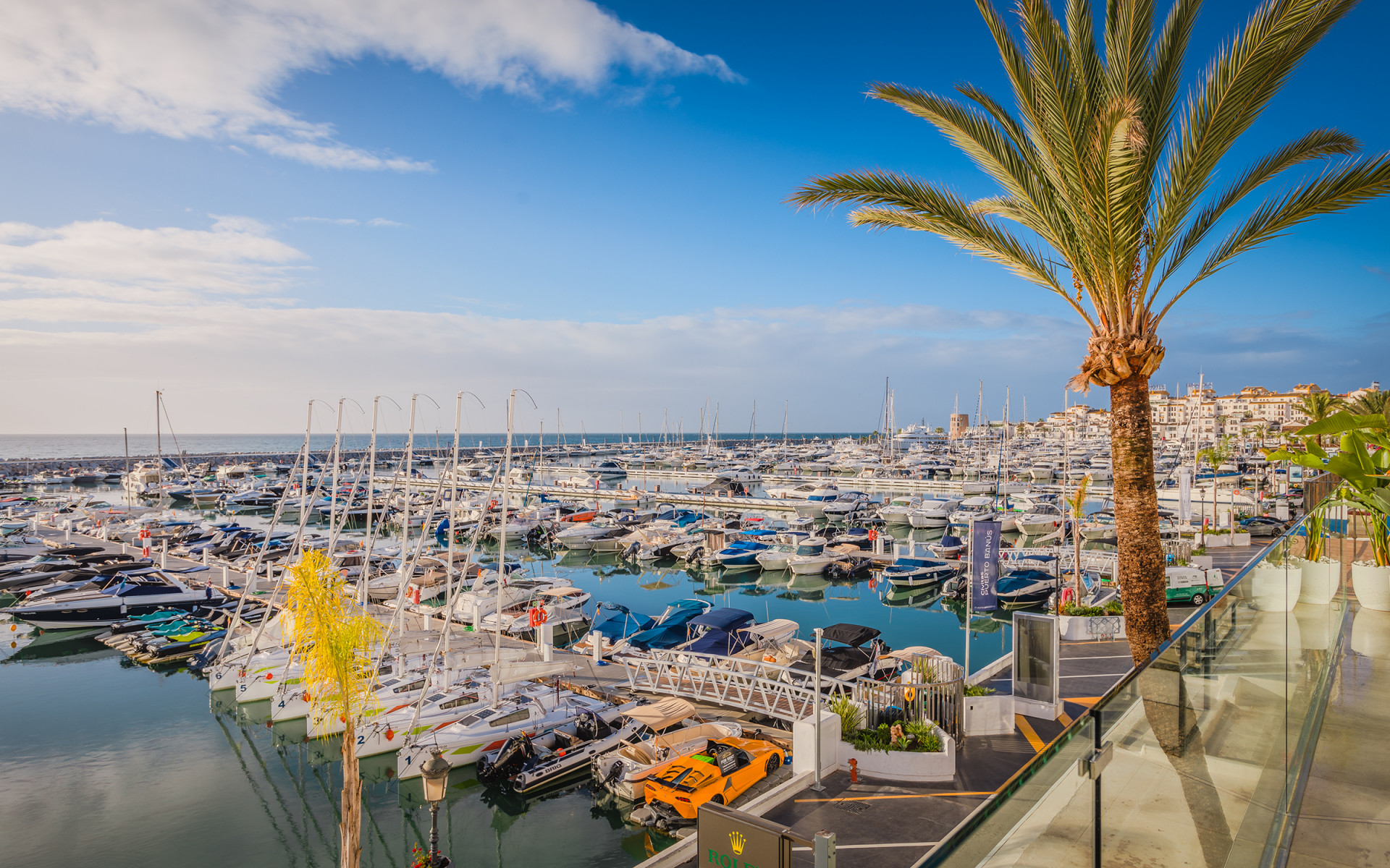 Bright and spacious frontline duplex penthouse with panoramic views over the marina in Marbella