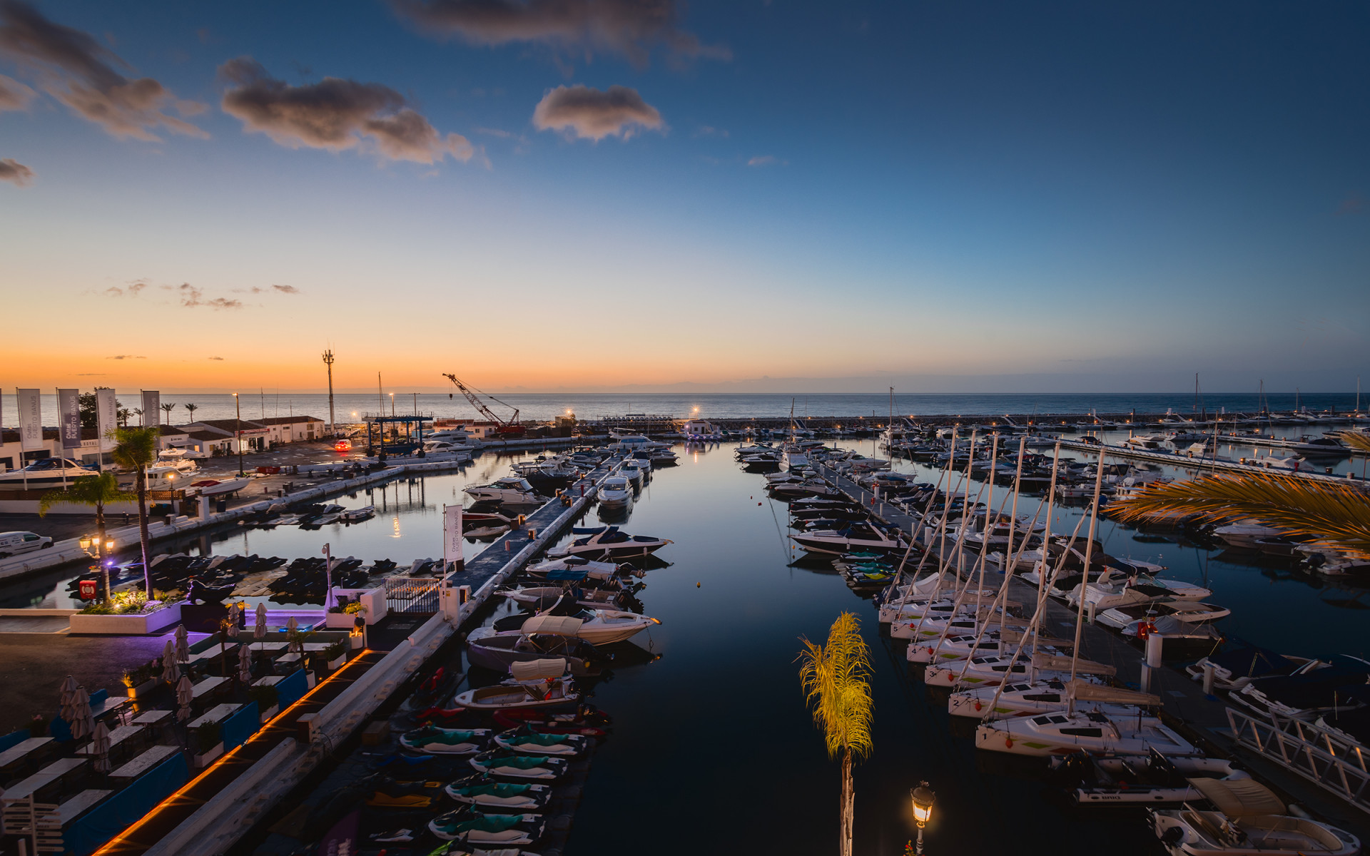 Bright and spacious frontline duplex penthouse with panoramic views over the marina in Marbella