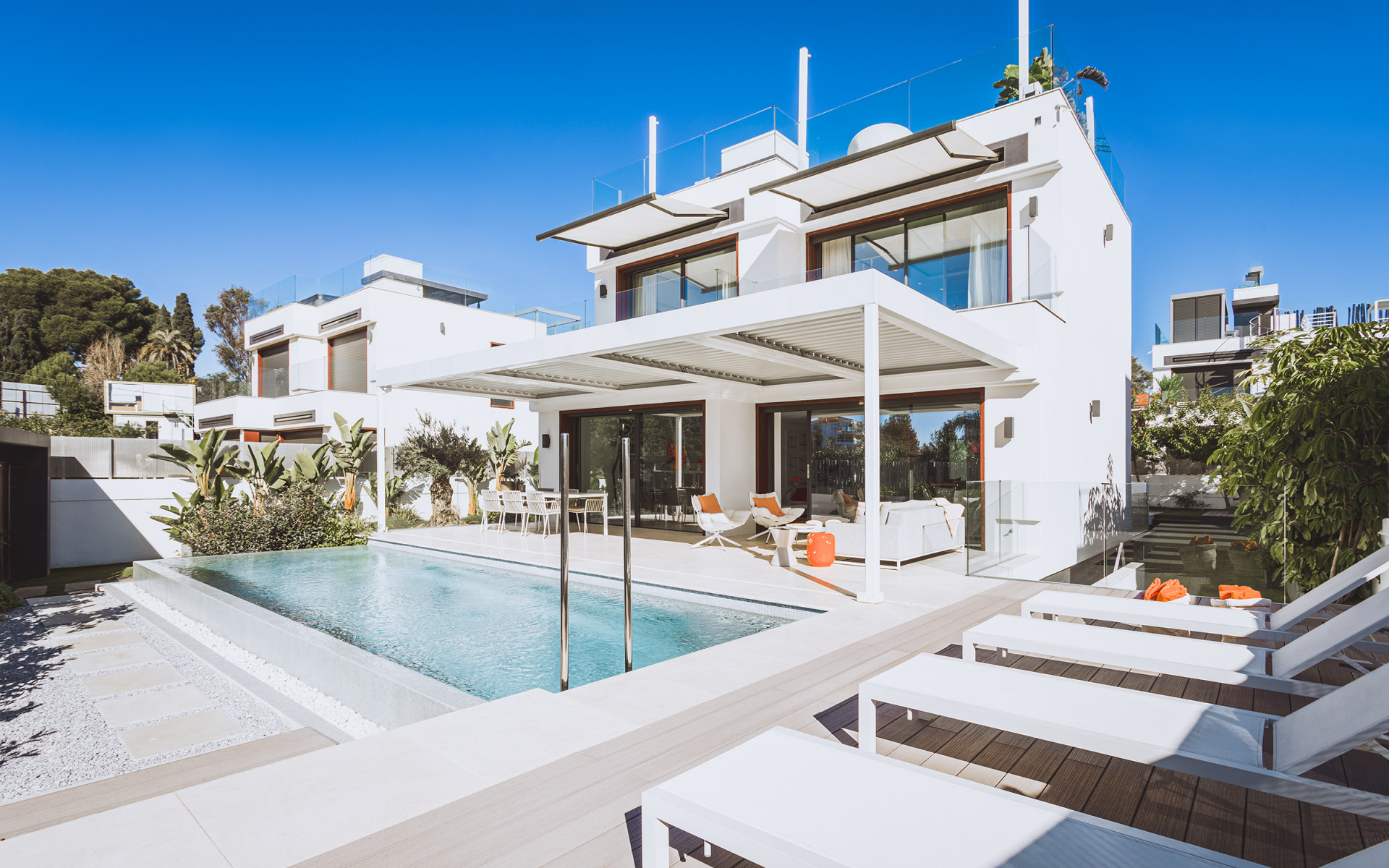 Villa for rent in <i>Rio Verde Playa, </i>Marbella Golden Mile