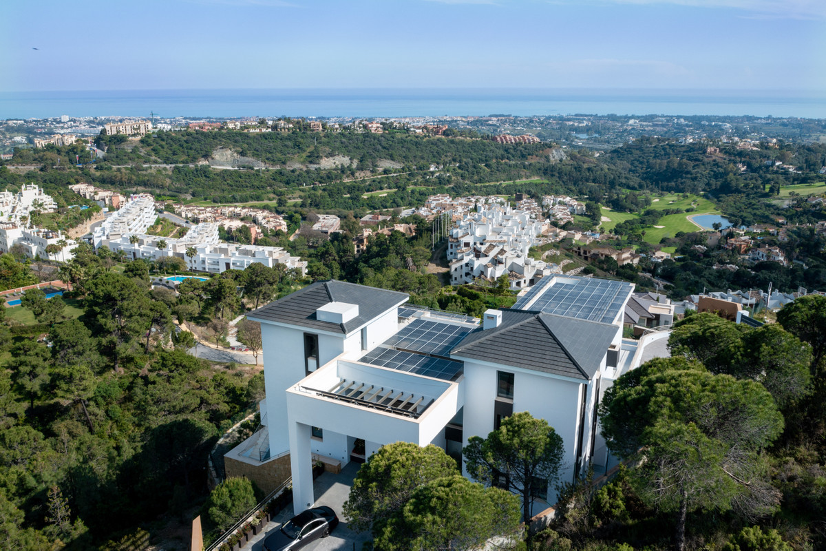 New build villa 12 bedrooms in Benahavis