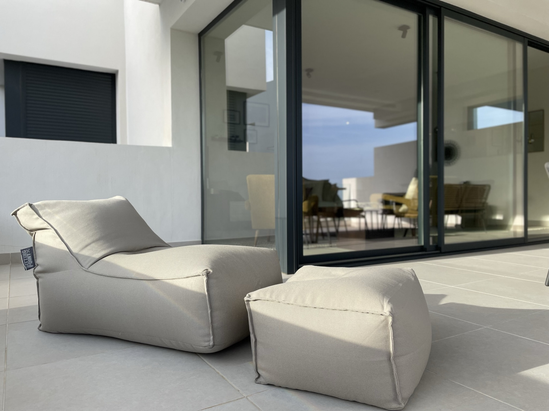 Nieuw stijlvol 3 slaapkamer appartement in boetiek complex in Estepona