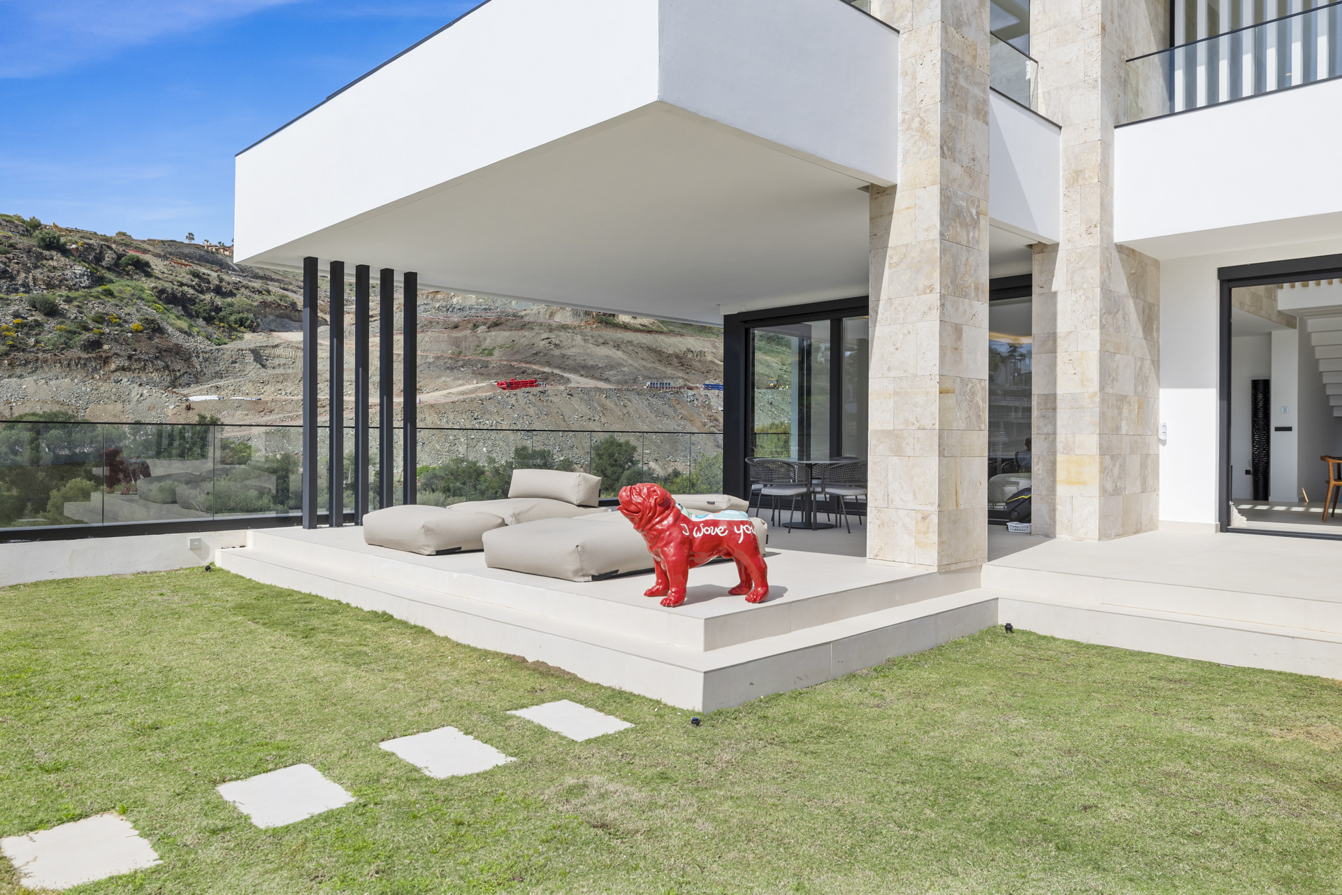Modern brand-new villa in a quiet residential area next to golf courses in Benahavis