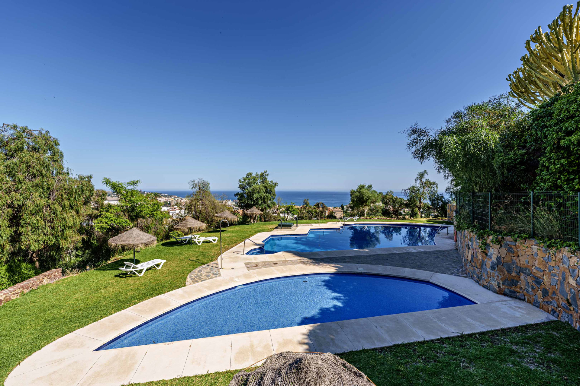Apartamento dúplex con vistas al mar en El Morlaco