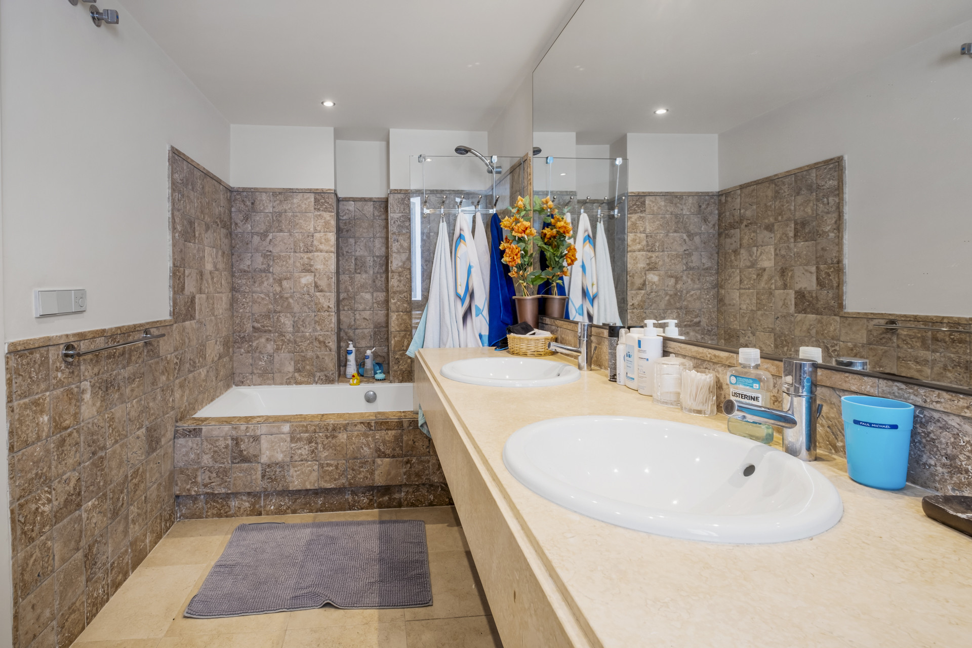 Duplex penthouse with panoramic views in Los Flamingos Golf Resort in Benahavis
