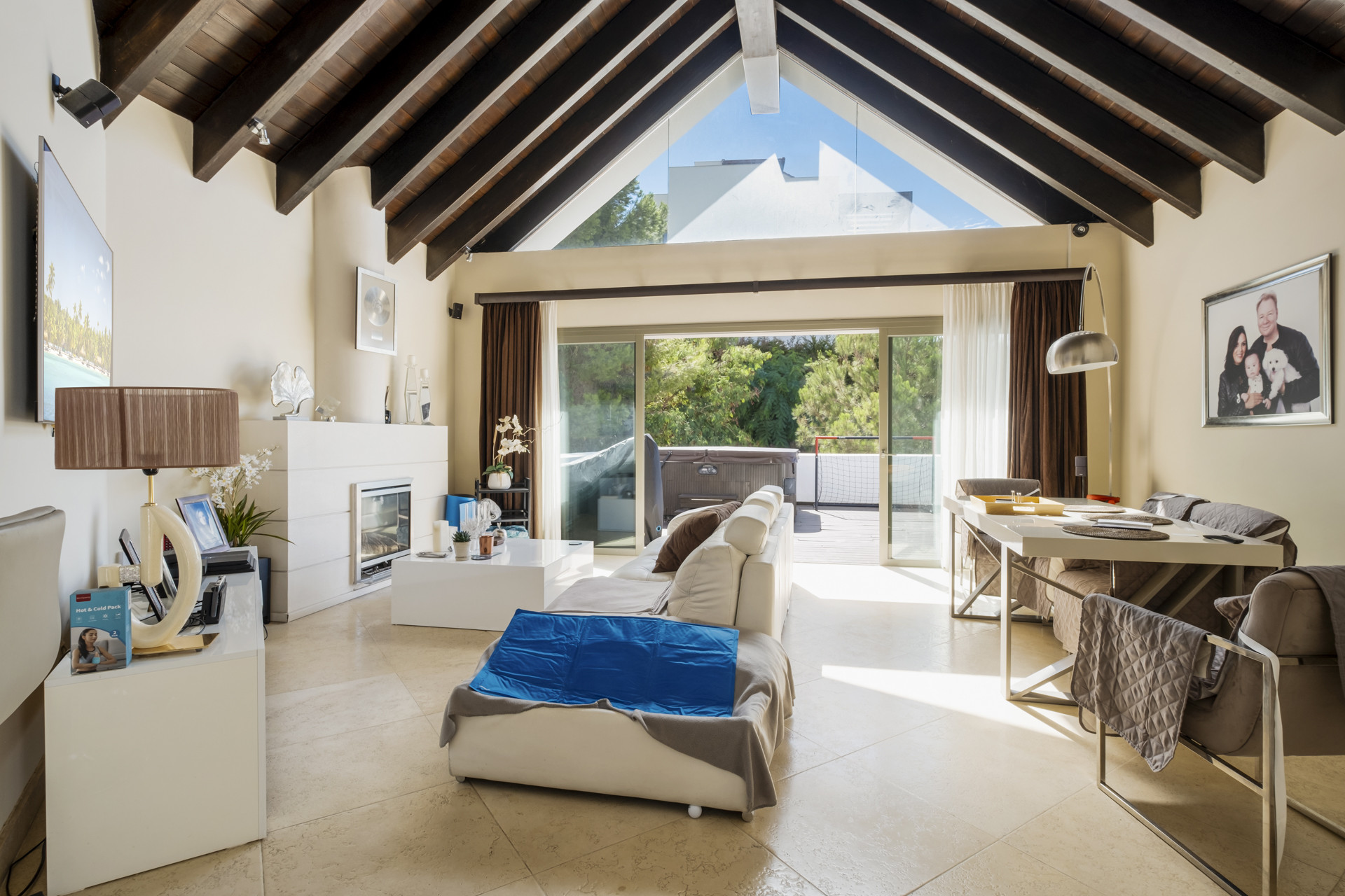 Duplex penthouse with panoramic views in Los Flamingos Golf Resort in Benahavis