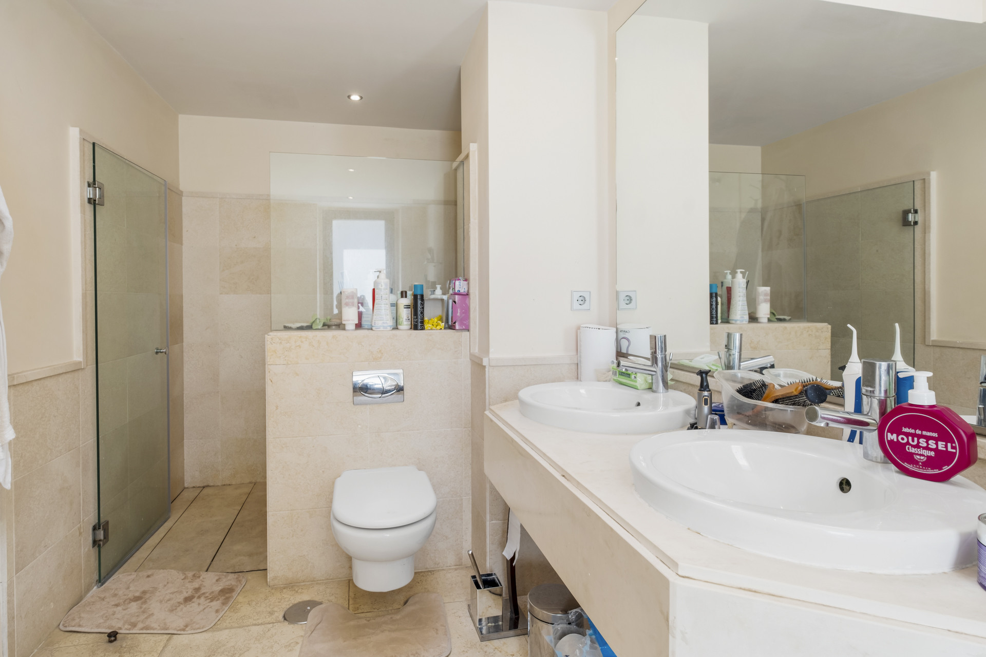 Duplex penthouse with panoramic views in Los Flamingos Golf Resort in Benahavis