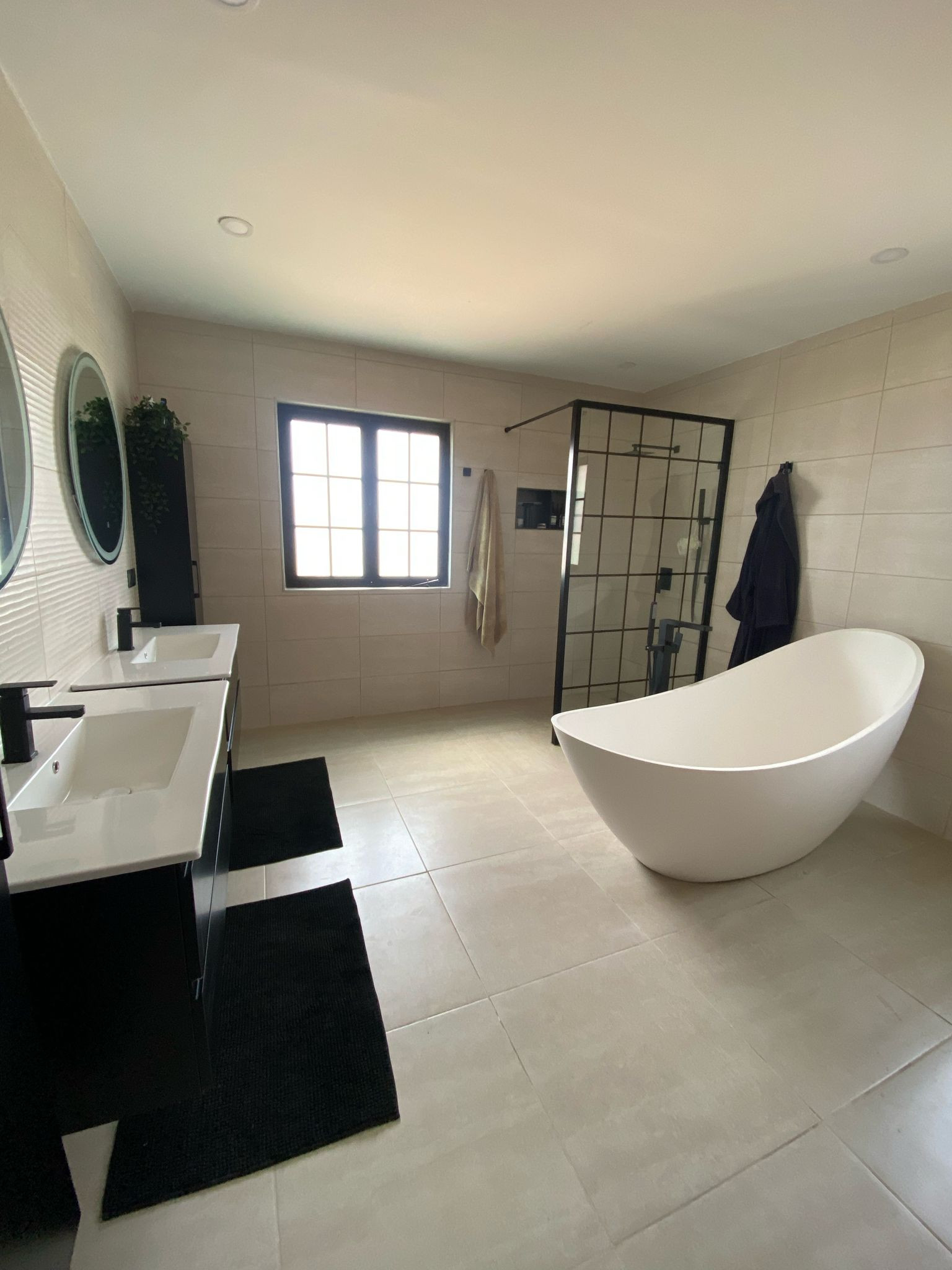 Andalusian style villa, located in the area of Guadalmina Alta. in San Pedro de Alcantara