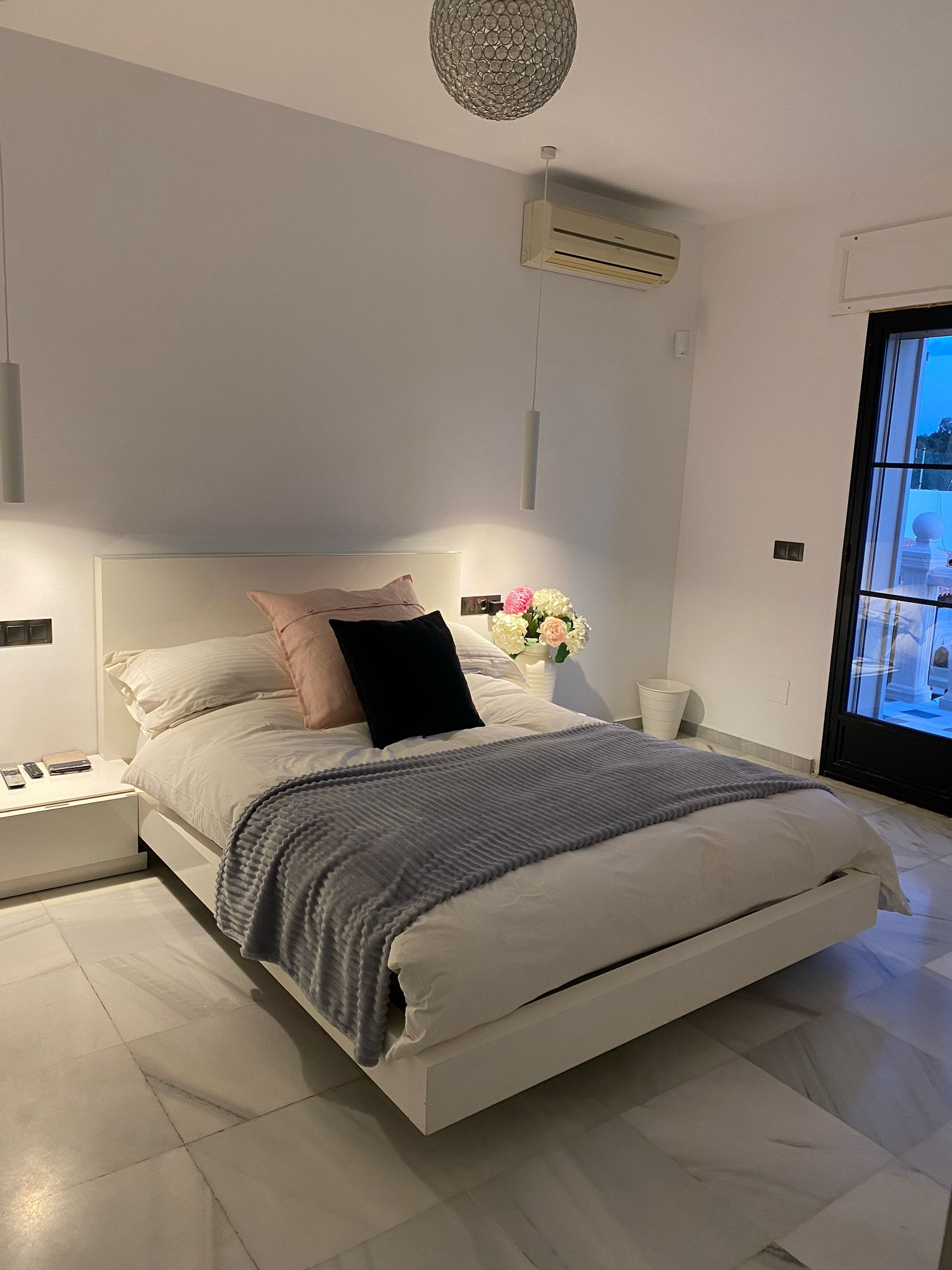 Andalusian style villa, located in the area of Guadalmina Alta. in San Pedro de Alcantara