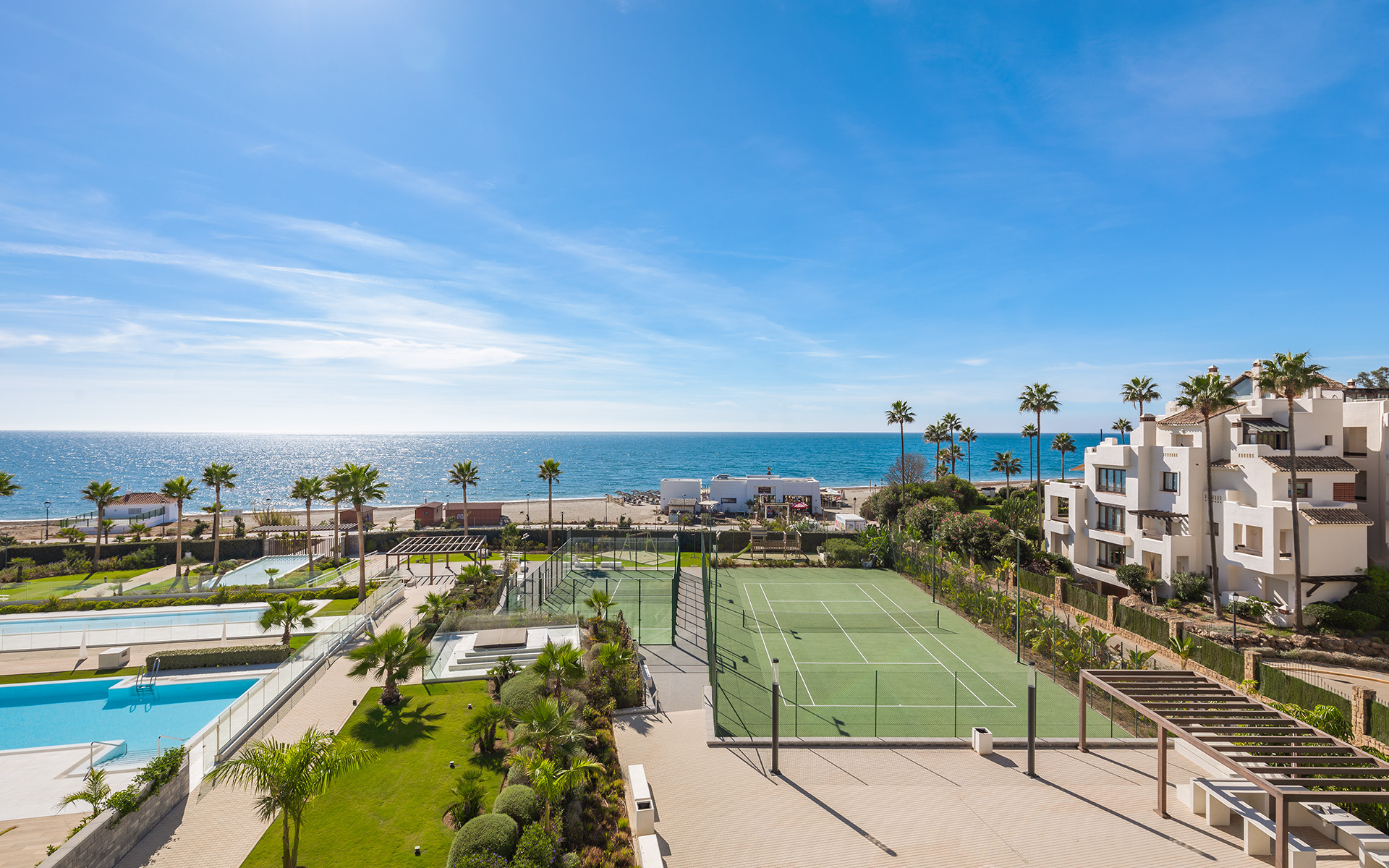 Frontline beach luxury penthouse with panoramic open sea views in Velaya in Estepona