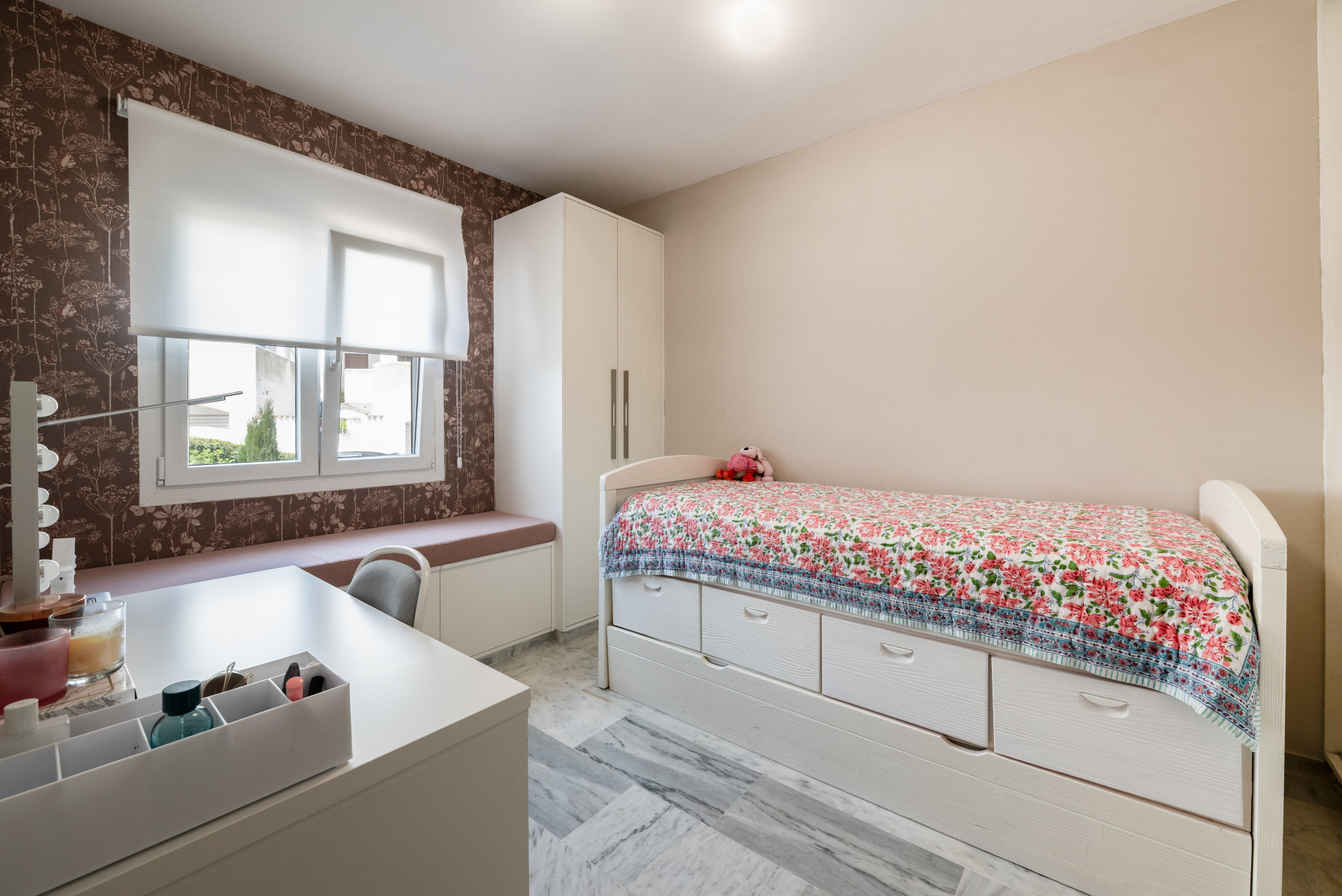 Modern Comfort Near the Coast: Renovated Townhouse in Manilva