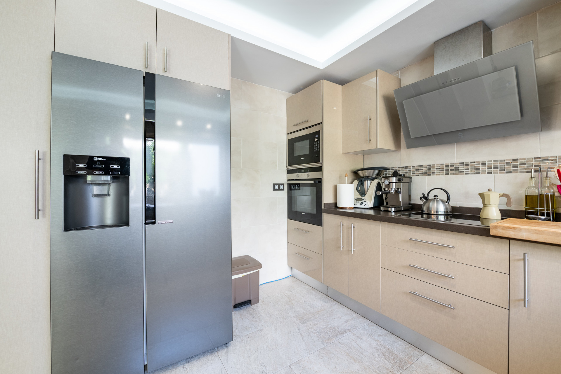 Modern Comfort Near the Coast: Renovated Townhouse in Manilva