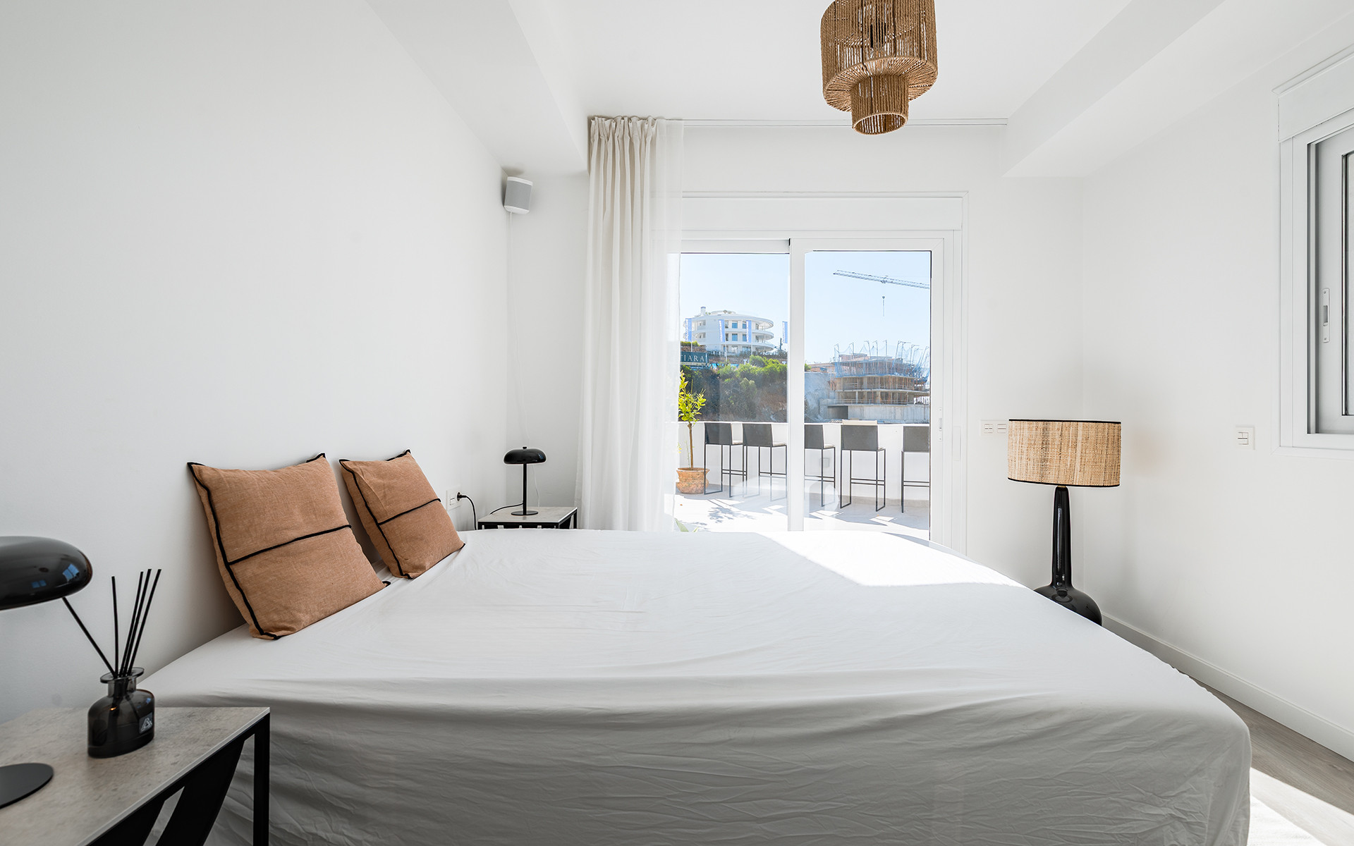 Appartement avec grande terrasse et vue sur la mer à Benahavis