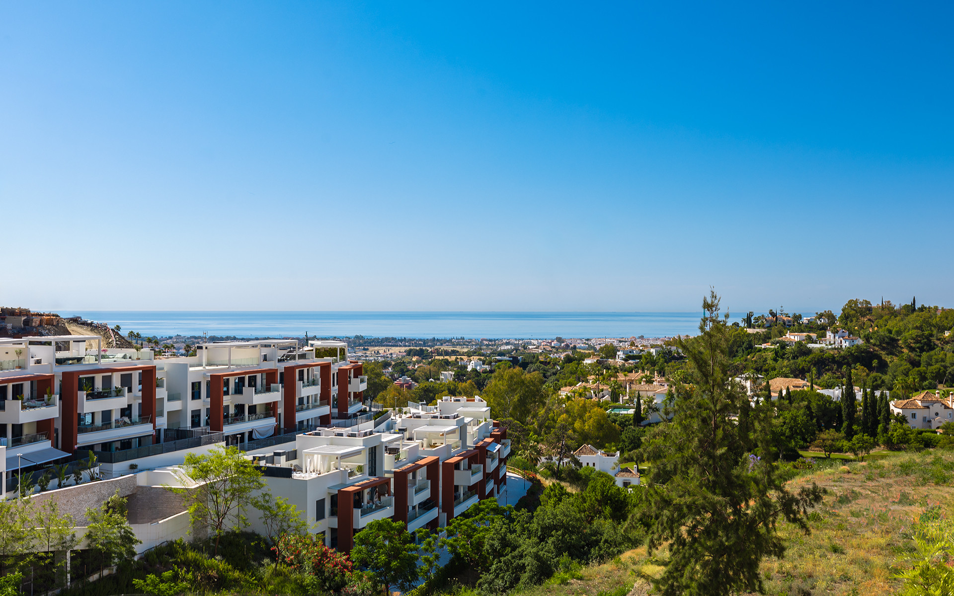Appartement avec grande terrasse et vue sur la mer à Benahavis