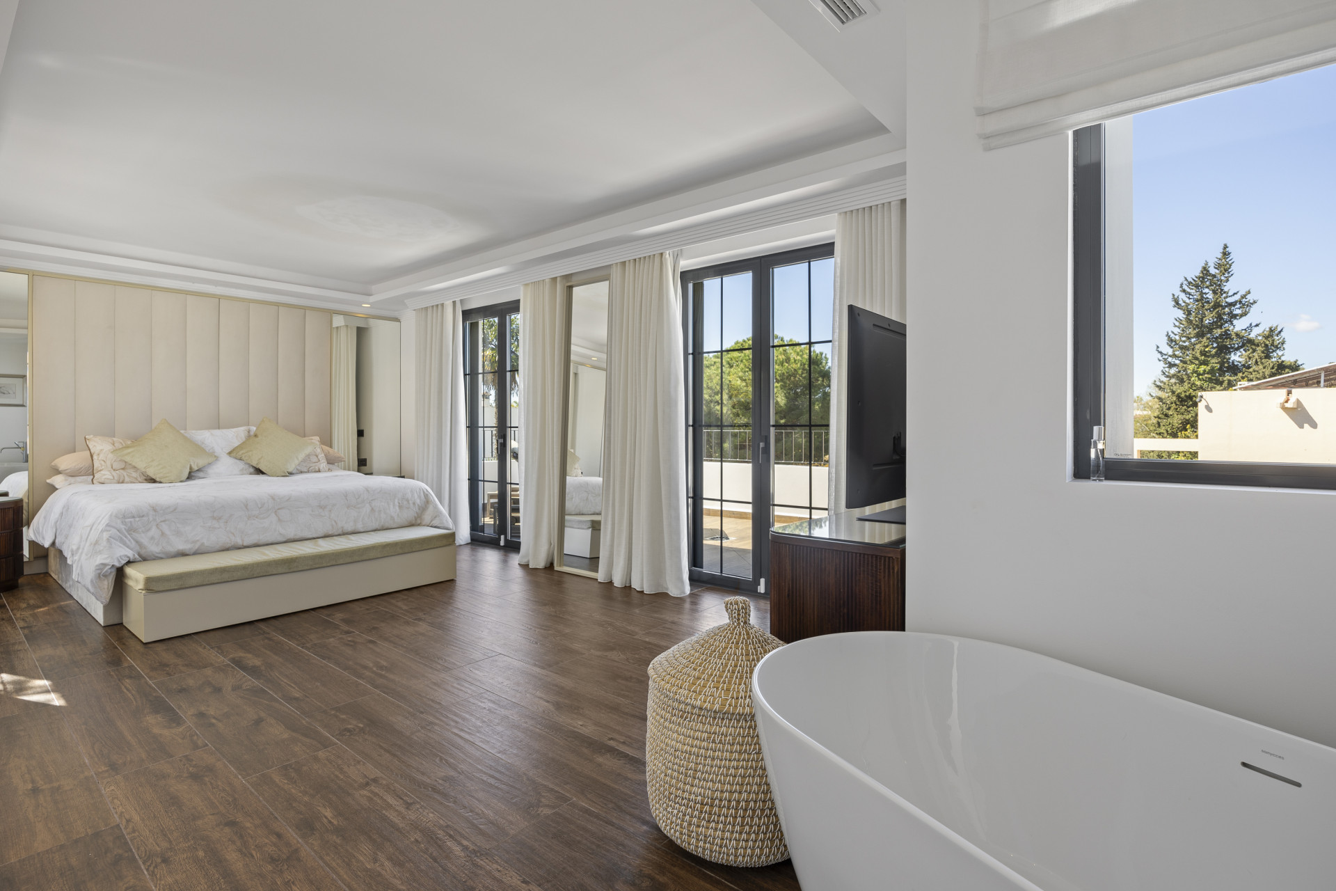 Renovated bright and spacious villa 5 bedroom in San Pedro de Alcantara
