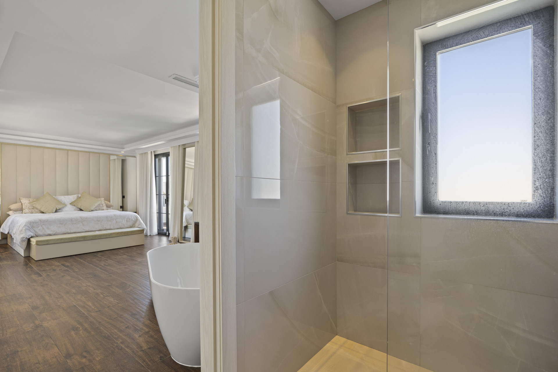 Renovated bright and spacious villa 5 bedroom in San Pedro de Alcantara