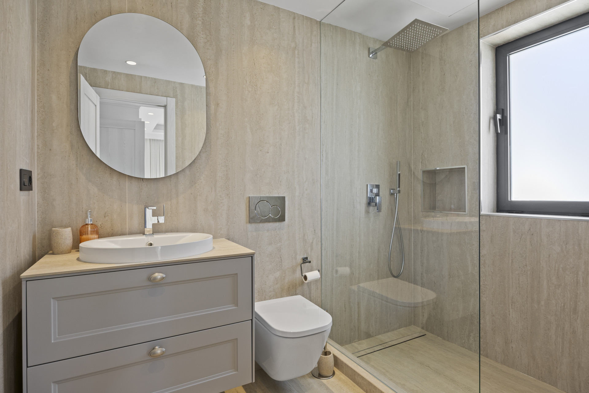 Renovated bright and spacious villa 5 bedroom in San Pedro de Alcantara