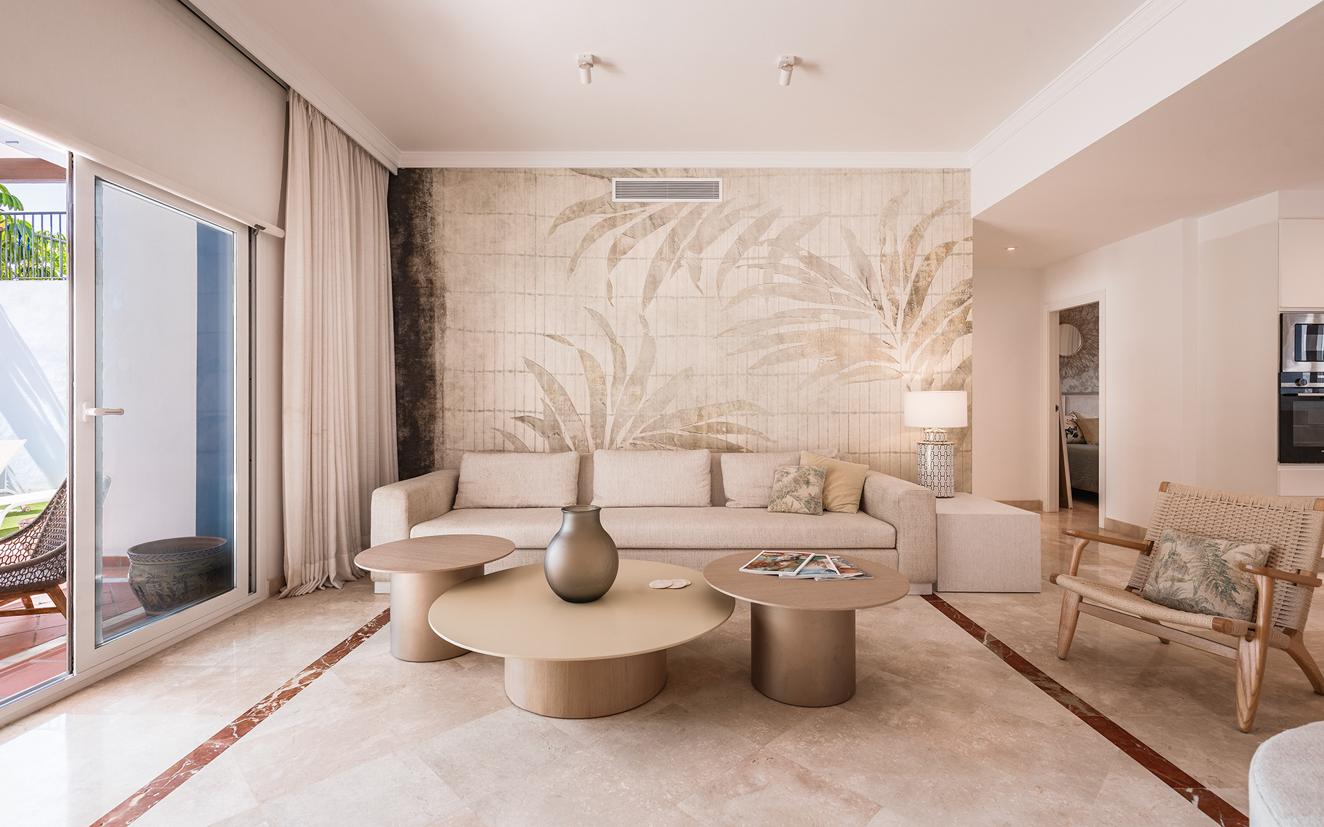 Stylish Ground-Floor Apartment in Paraíso Pueblo in Benahavis