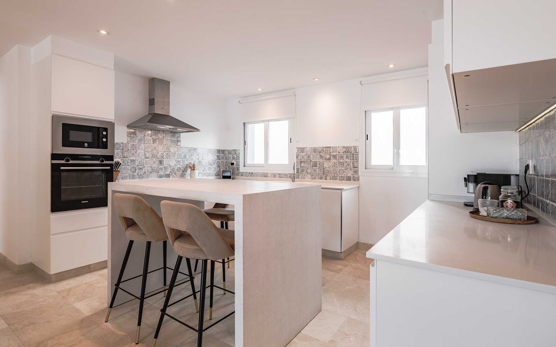 Stylish Ground-Floor Apartment in Paraíso Pueblo in Benahavis