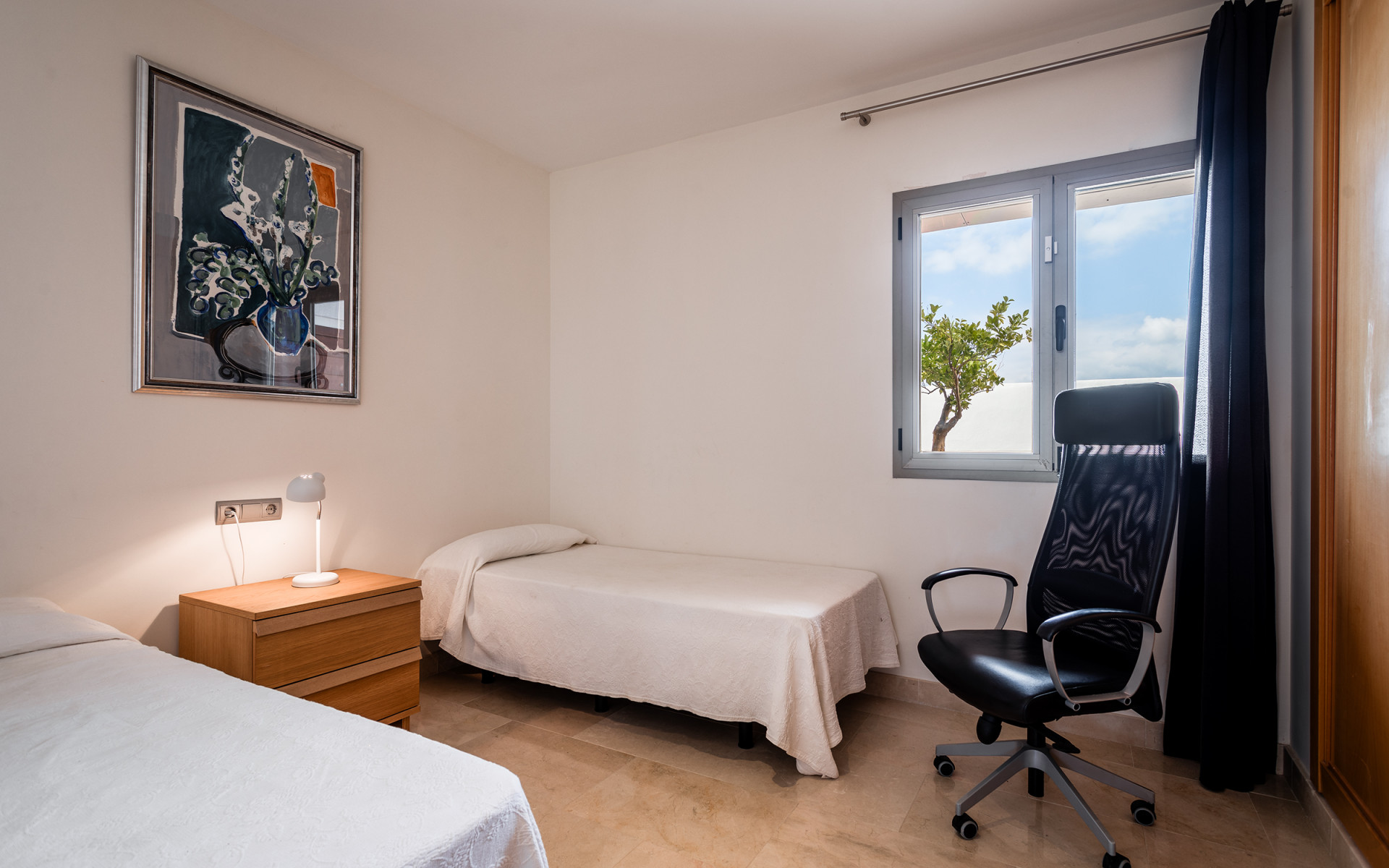 Casa unifamiliar con vistas abiertas en Marbella Vistas en Benahavis