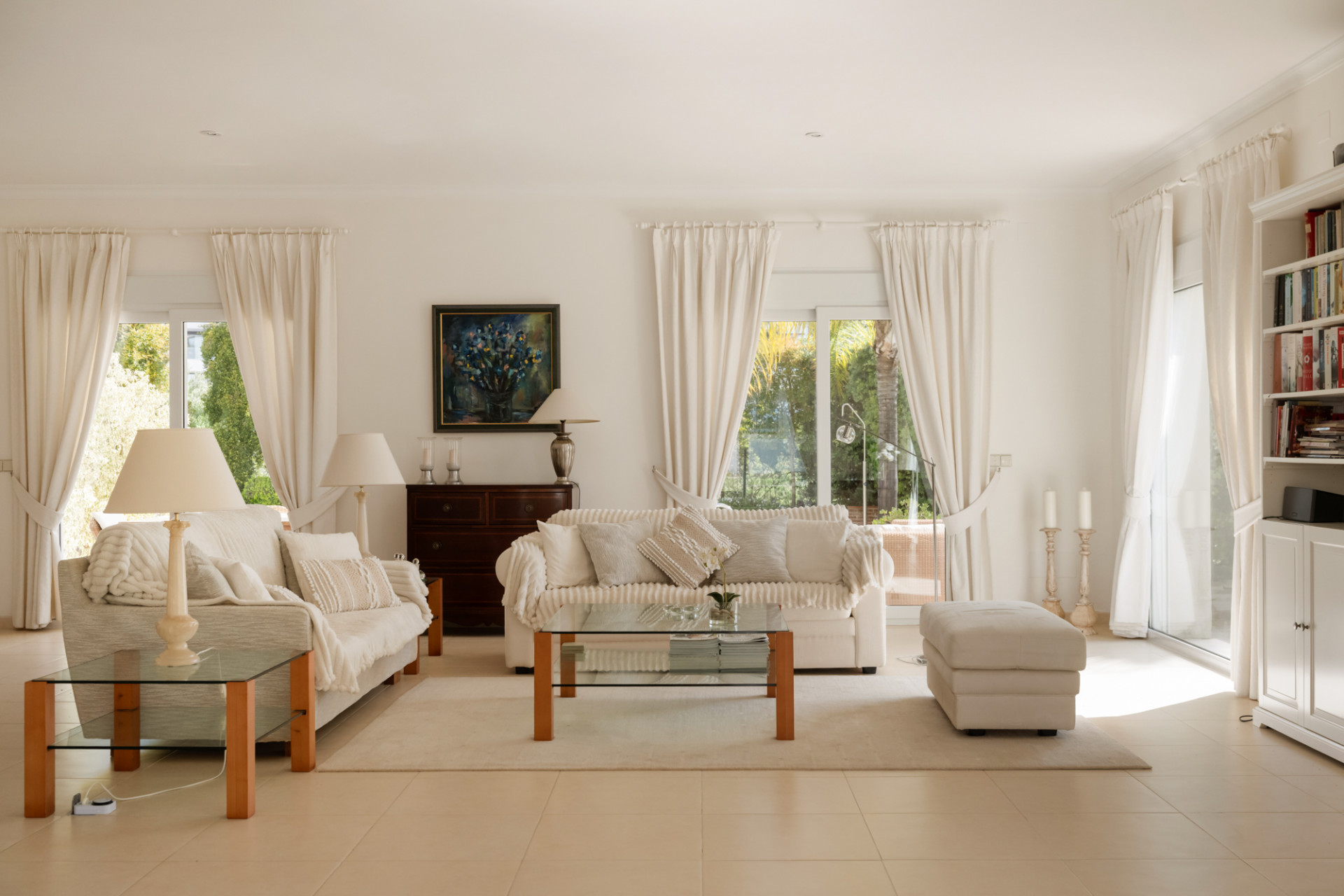 Andalusion style villa with La Quinta golf and sea vieuws in Benahavis
