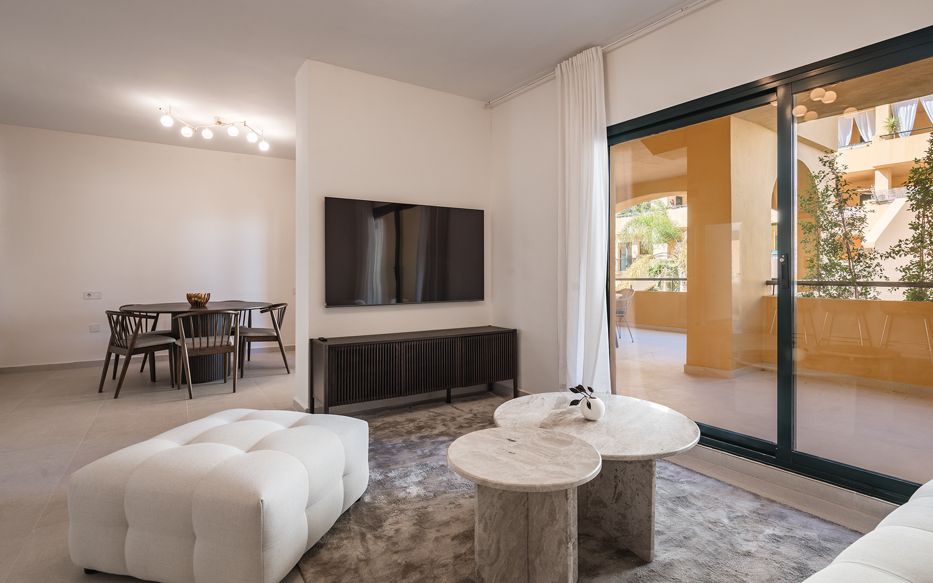 Stylish 4-Bedroom Beachside Apartment in San Pedro de Alcantara