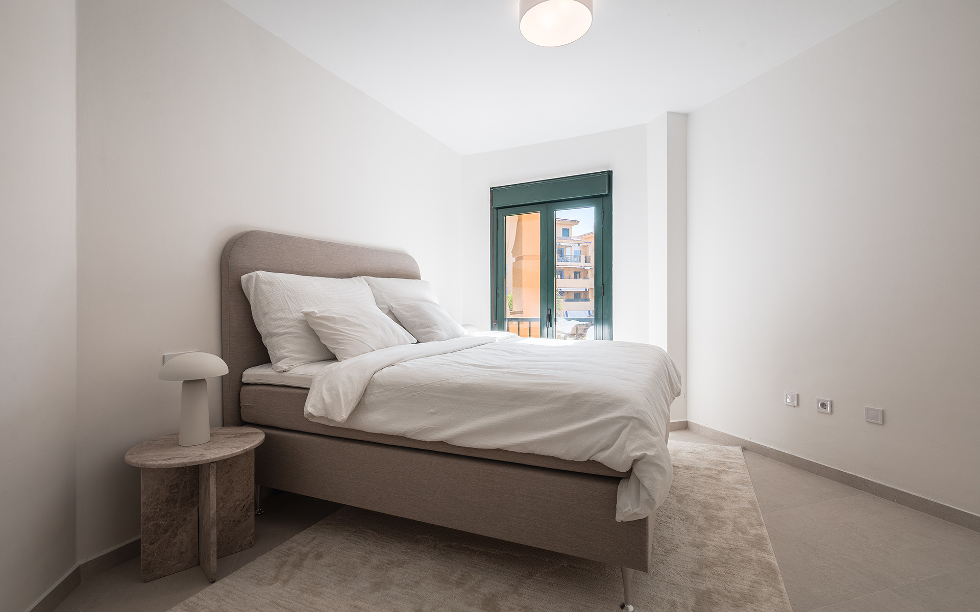 Stylish 4-Bedroom Beachside Apartment in San Pedro de Alcantara