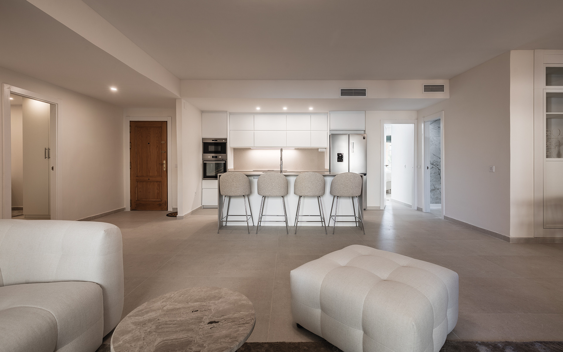 Stylish 4-Bedroom Beachside Apartment in San Pedro de Alcantara