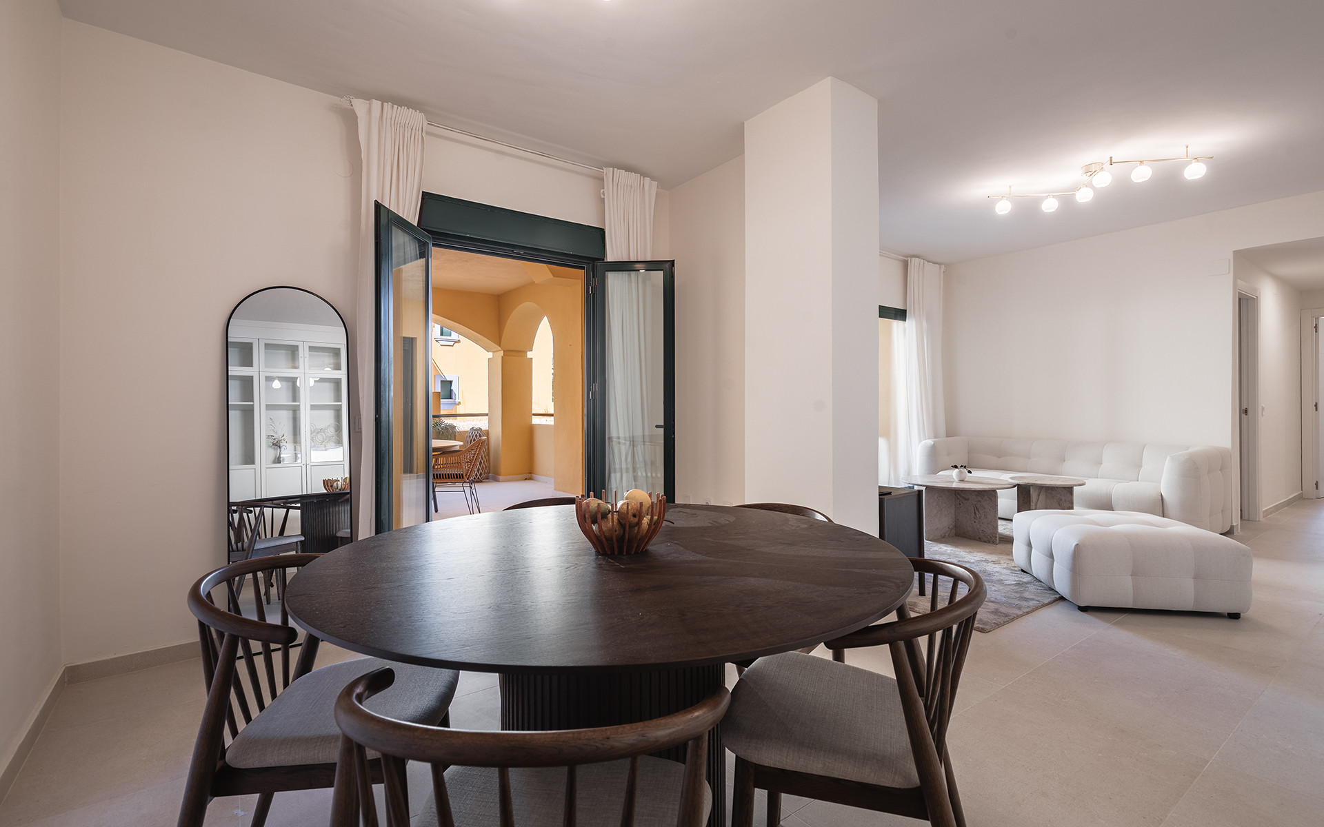Stylish 4-Bedroom Beachside Apartment in San Pedro de Alcantara