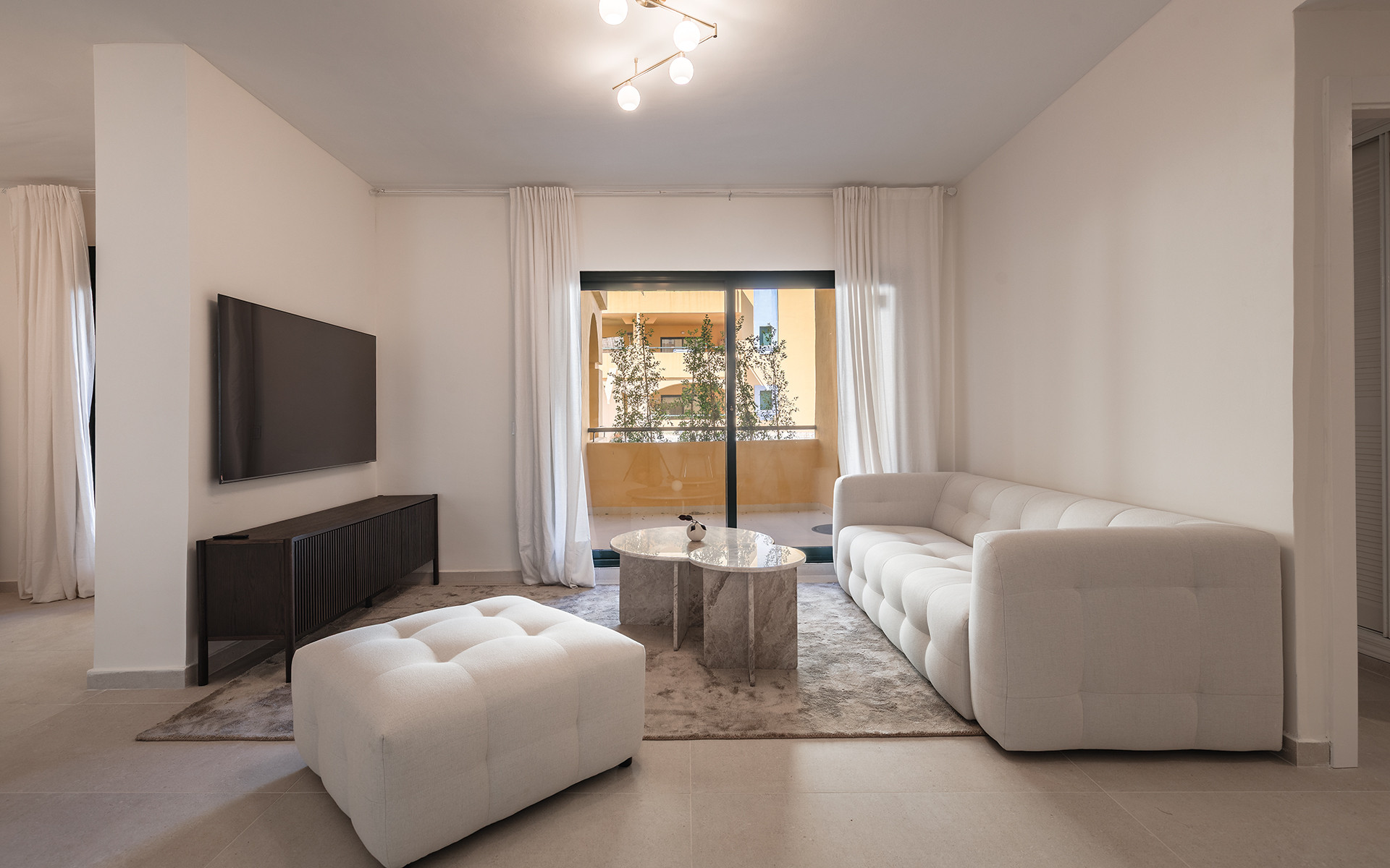 Stylish 4-Bedroom Beachside Apartment in San Pedro de Alcantara