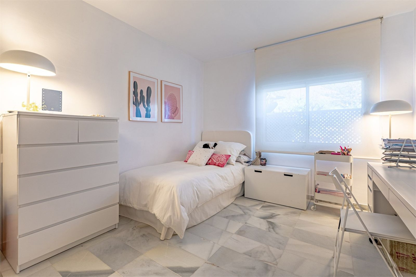 Appartement met directe toegang tot het zwembad in La Alcazaba Puerto Banús in Estepona