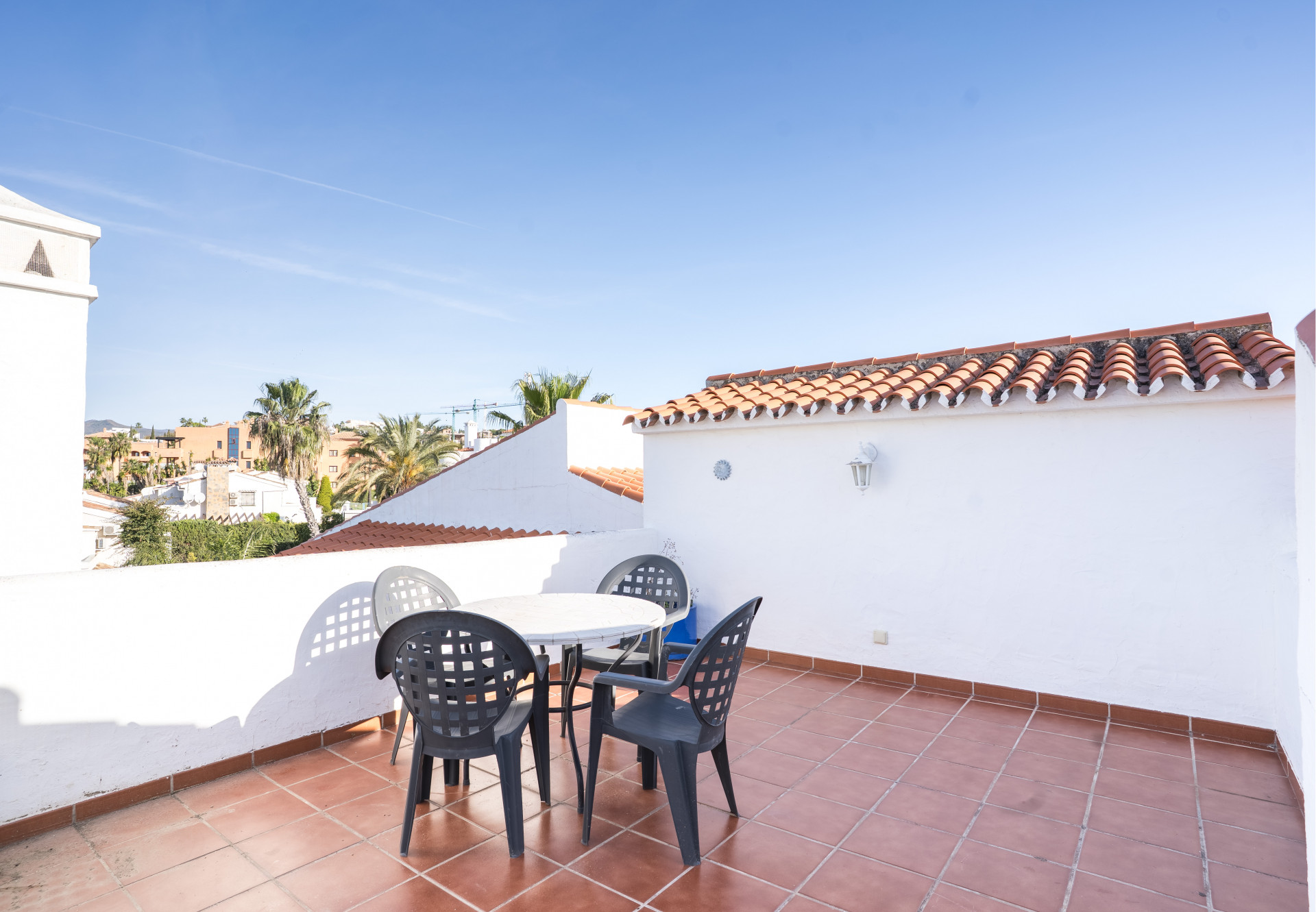 Zonnig penthouse met 3 slaapkamers in Bel-Air in Estepona
