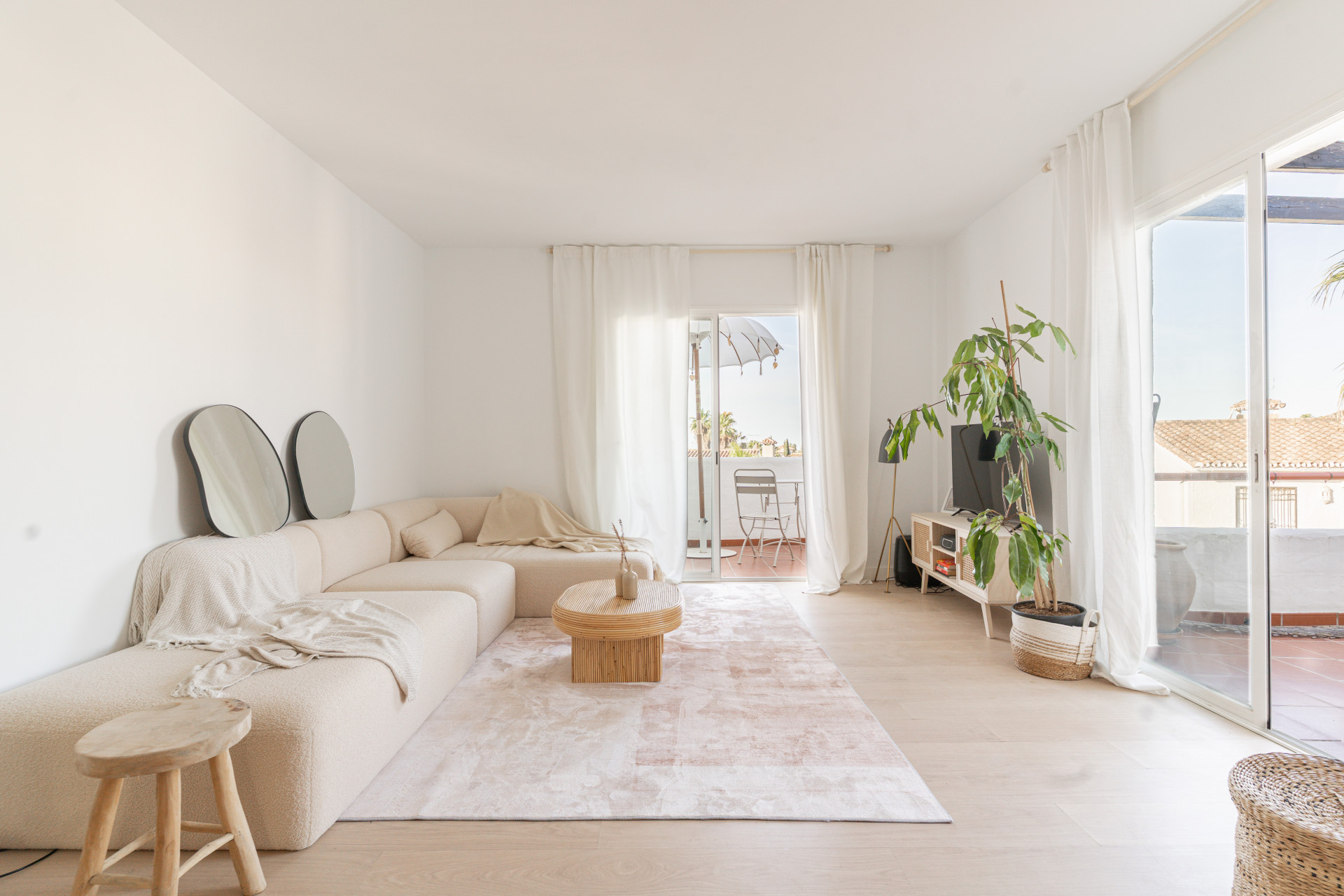 Zonnig penthouse met 3 slaapkamers in Bel-Air in Estepona