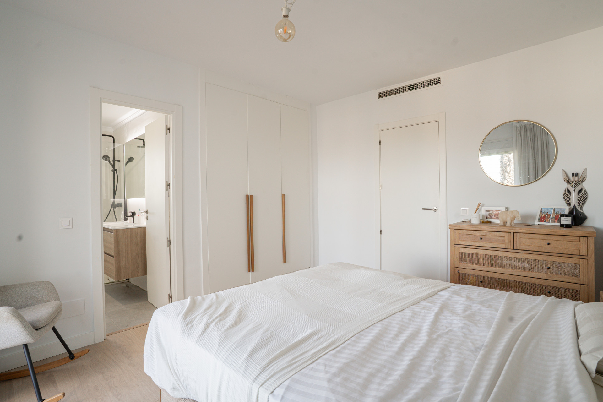 Zonnig penthouse met 3 slaapkamers in Bel-Air in Estepona