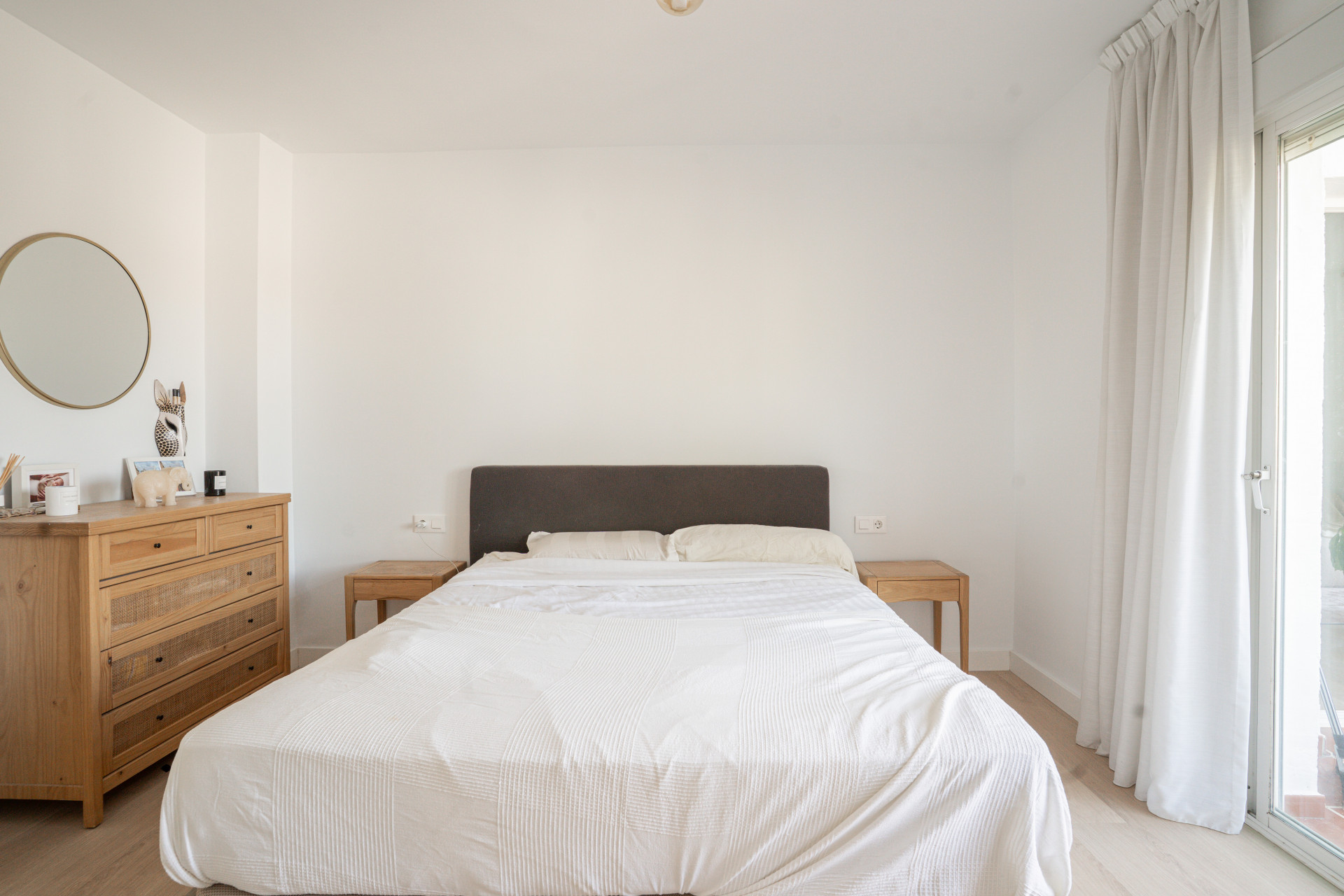 Zonnig penthouse met 3 slaapkamers in Bel-Air in Estepona